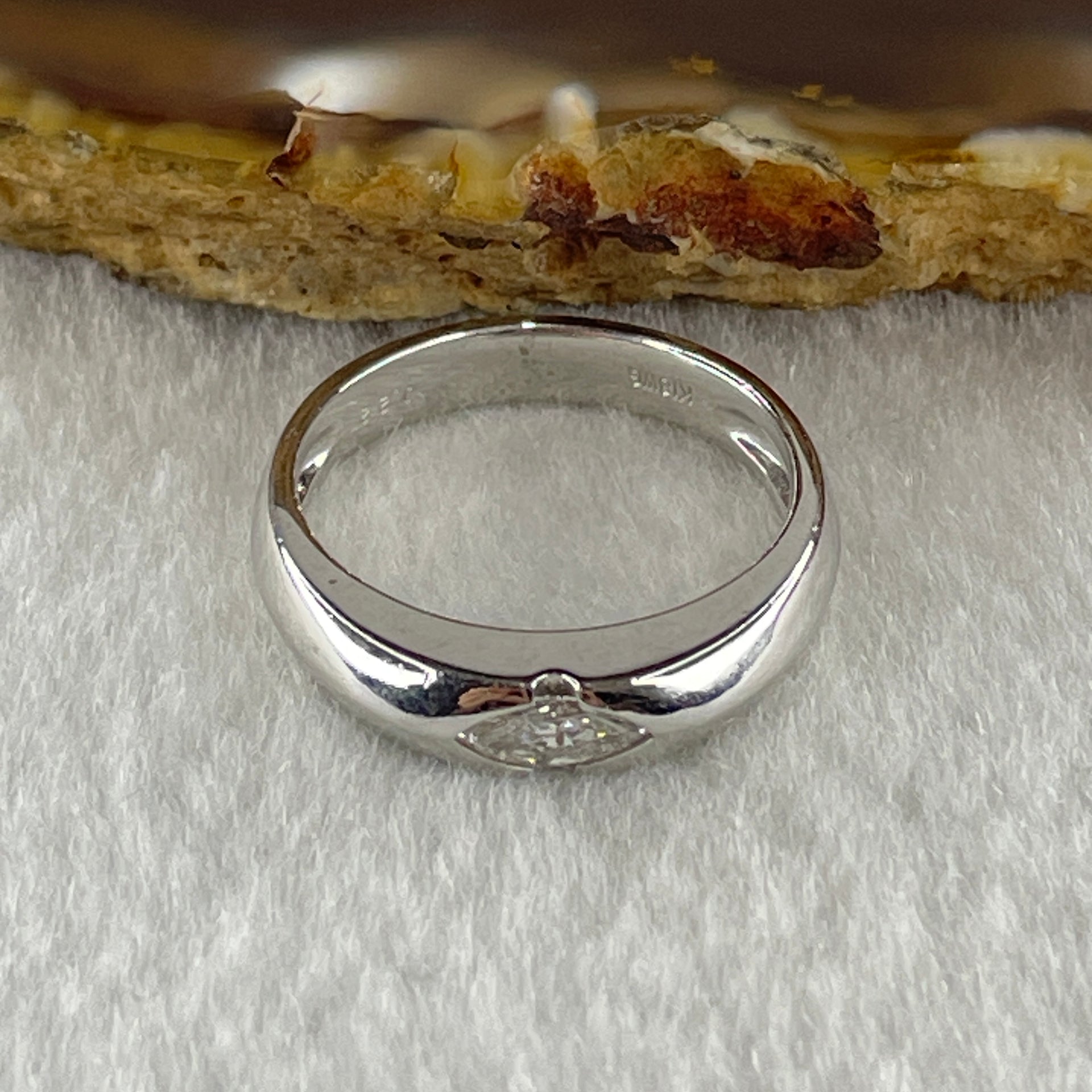 Natural Marquise Shape Diamond in 18K White Gold Ring D0.22ct Total 6.1g US7 HK15 - Huangs Jadeite and Jewelry Pte Ltd