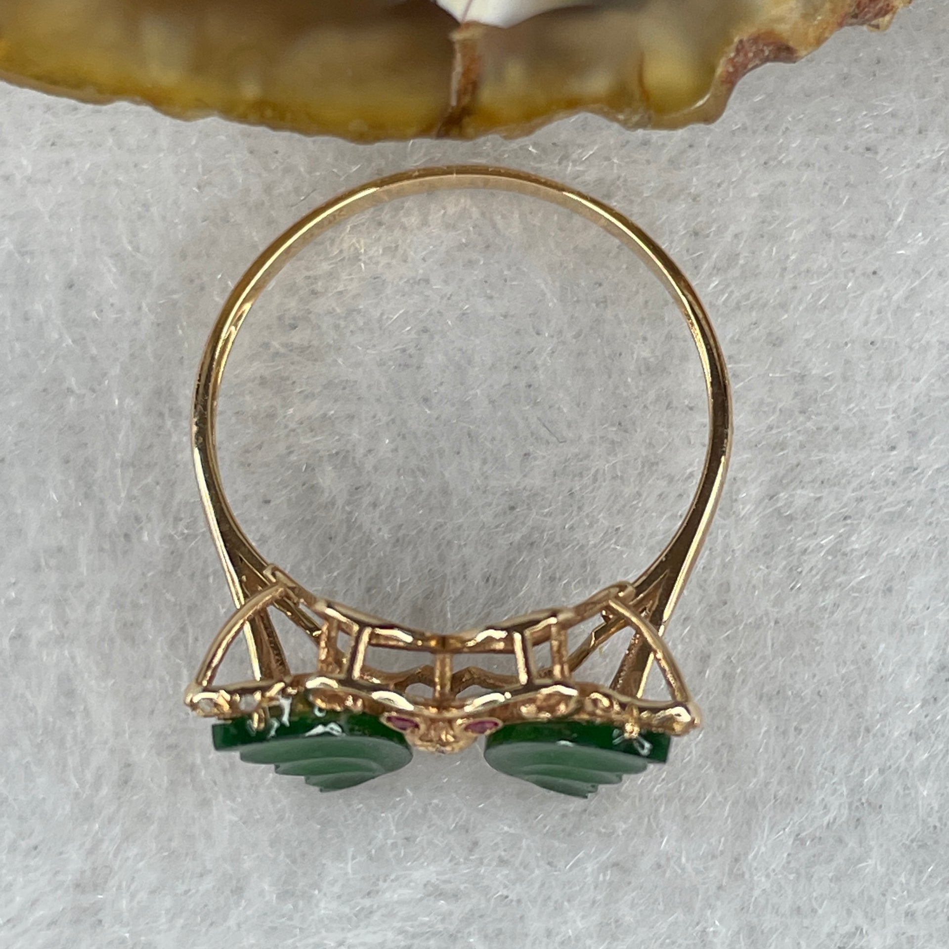 Type A Green Burmese Icy Butterfly Jade Jadeite ring in 18k rose gold & natural diamonds 1.87g  Ring Size: US 6.5 - Huangs Jadeite and Jewelry Pte Ltd