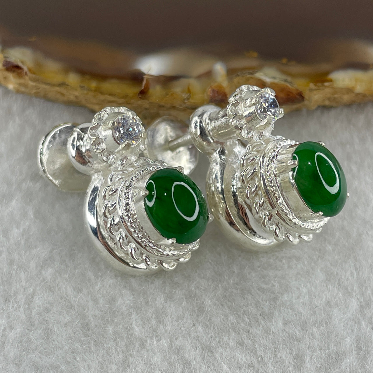 Type A Natural Full Old Mine Spicy Green Jadeite Cabochon 9.1 by 6.8 by 3.5mm Stone for Setting 20.59g (On Silver Earrings Mold) - Huangs Jadeite and Jewelry Pte Ltd