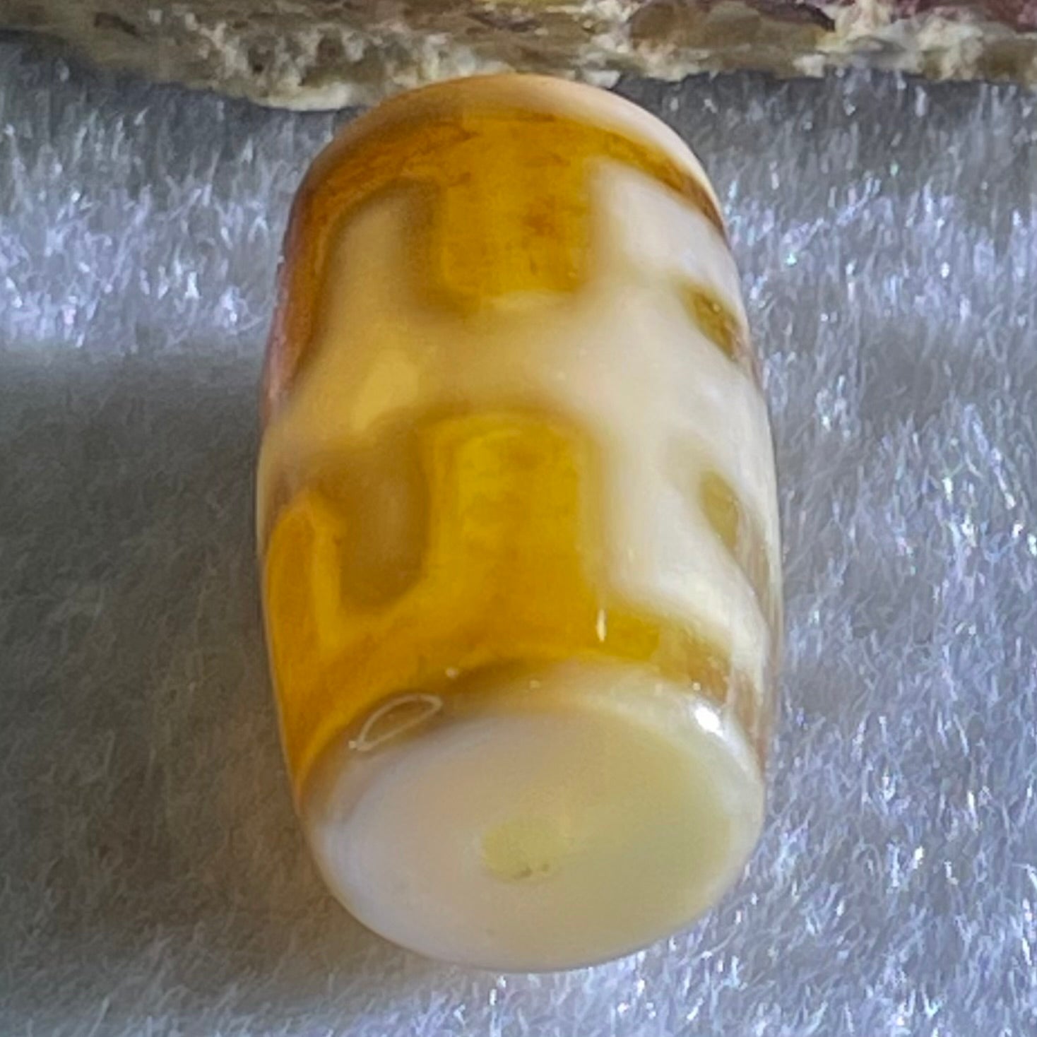 Natural Powerful Tibetan Old Oily Agate Patina Guiren Tairen Human Dzi Bead Totem Amulet Heavenly Master (Tian Zhu) 贵人天诛 4.82g 19.9 by 11.8mm - Huangs Jadeite and Jewelry Pte Ltd