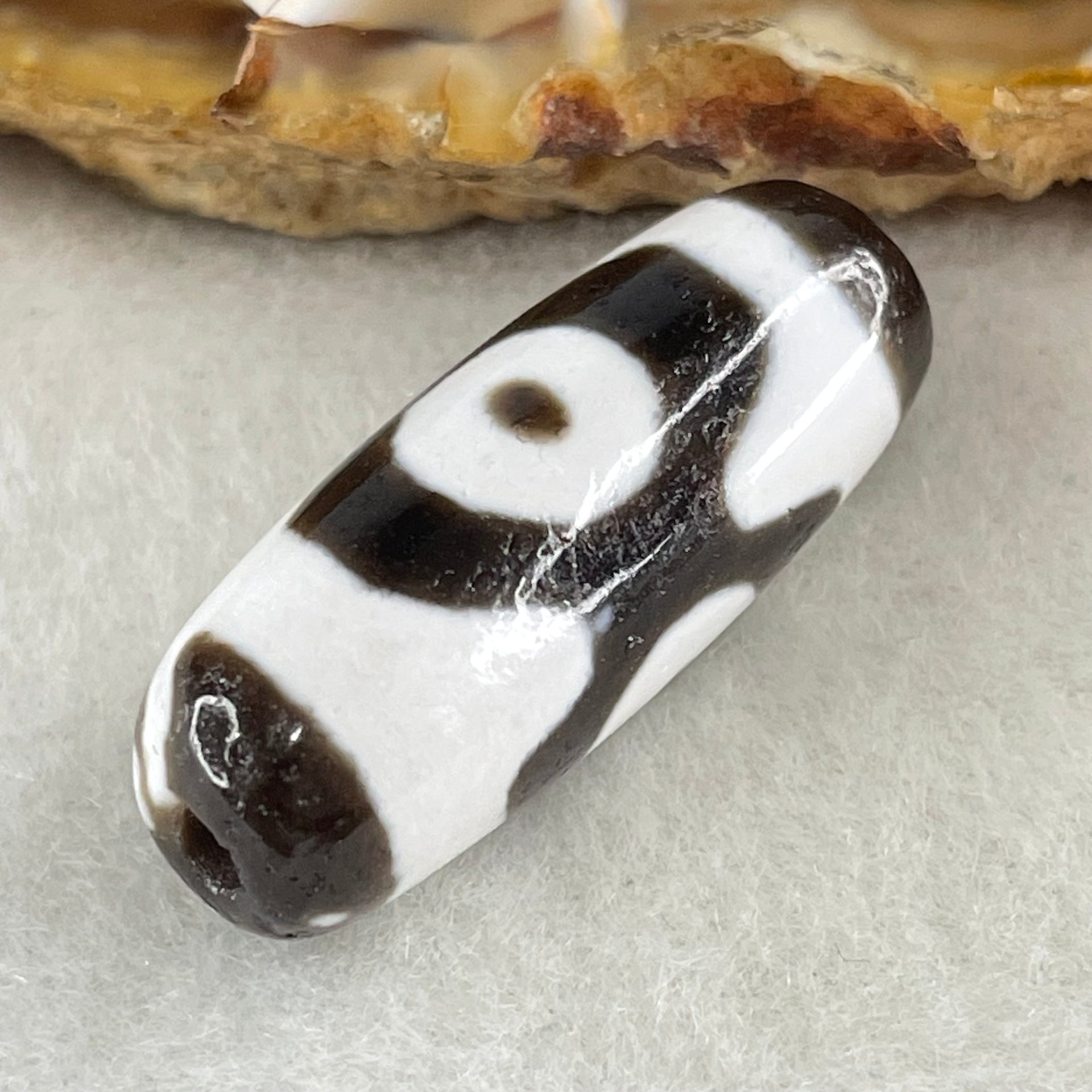 Natural Powerful Tibetan Old Oily Agate 3 Eyes Dzi Bead Heavenly Master (Tian Zhu) 三眼天诛 4.99g 27.6 by 10.8mm - Huangs Jadeite and Jewelry Pte Ltd