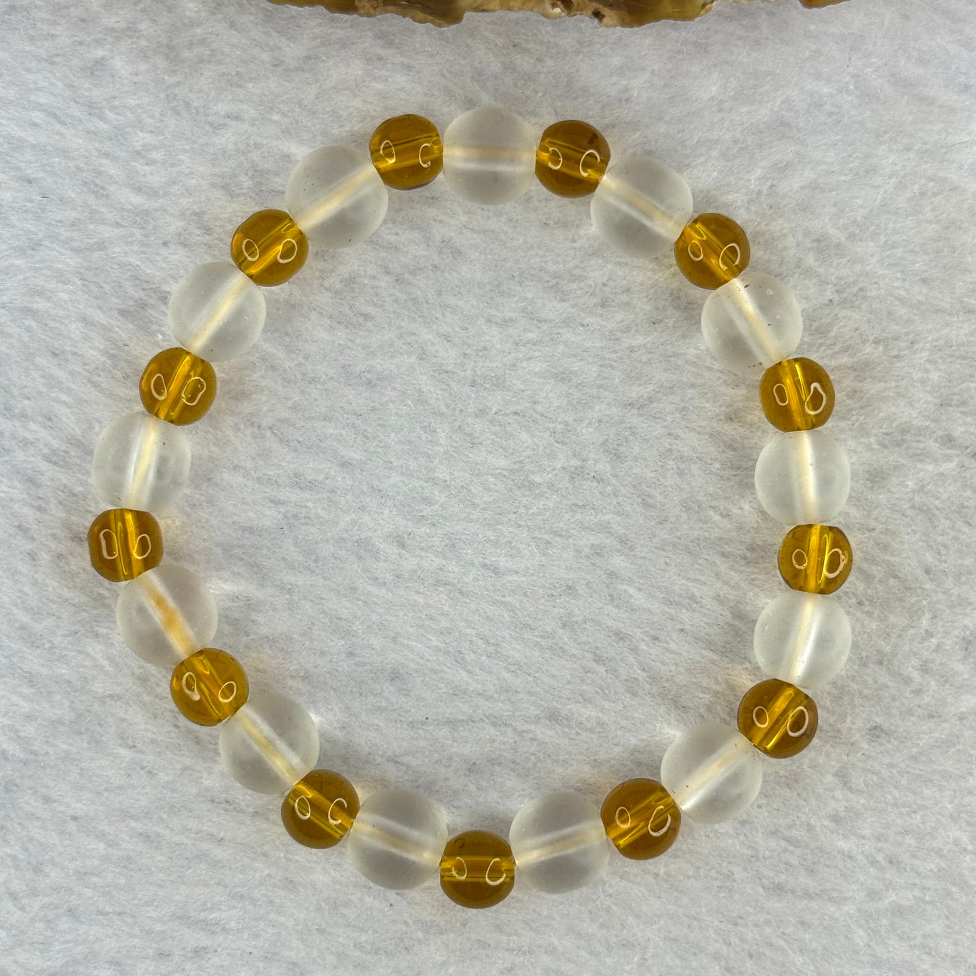 Amazon frosted crystal bracelet glass bead bracelet 亚马逊磨砂水晶手串玻璃珠手链 12.72g 8.1 by. 6.1 mm 26 Beads - Huangs Jadeite and Jewelry Pte Ltd