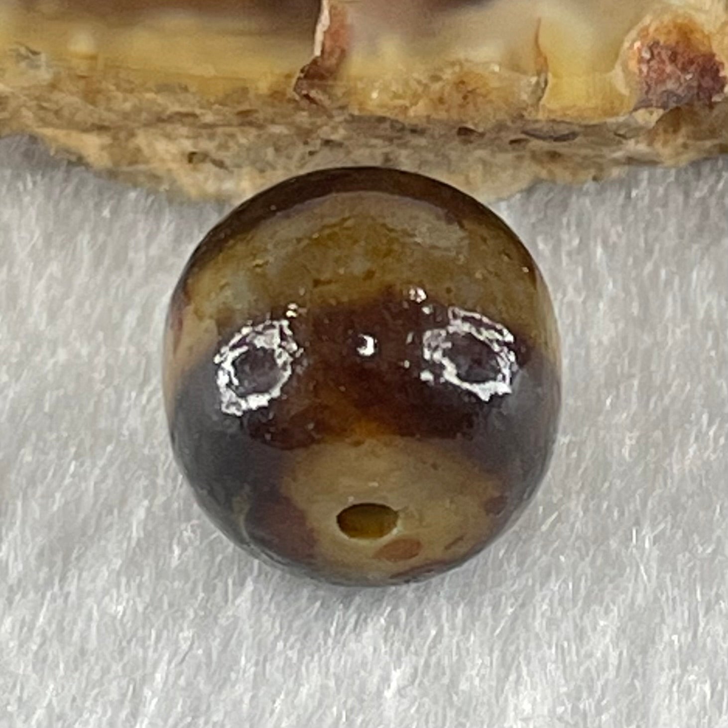 Natural Powerful Tibetan Old Oily Agate 1 Line Dzi Bead Heavenly Master (Tian Zhu) 1.81g 10.0 by 10.8mm - Huangs Jadeite and Jewelry Pte Ltd