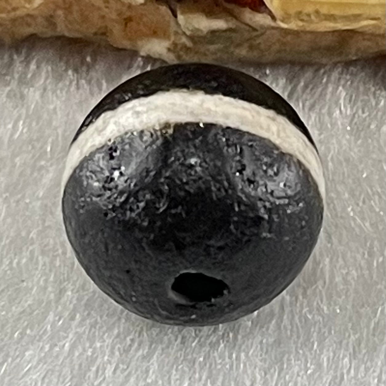 Natural Powerful Tibetan Old Oily Agate 1 Lines Dzi Bead Heavenly Master (Tian Zhu) 1.44g 9.8 by 10.4mm - Huangs Jadeite and Jewelry Pte Ltd