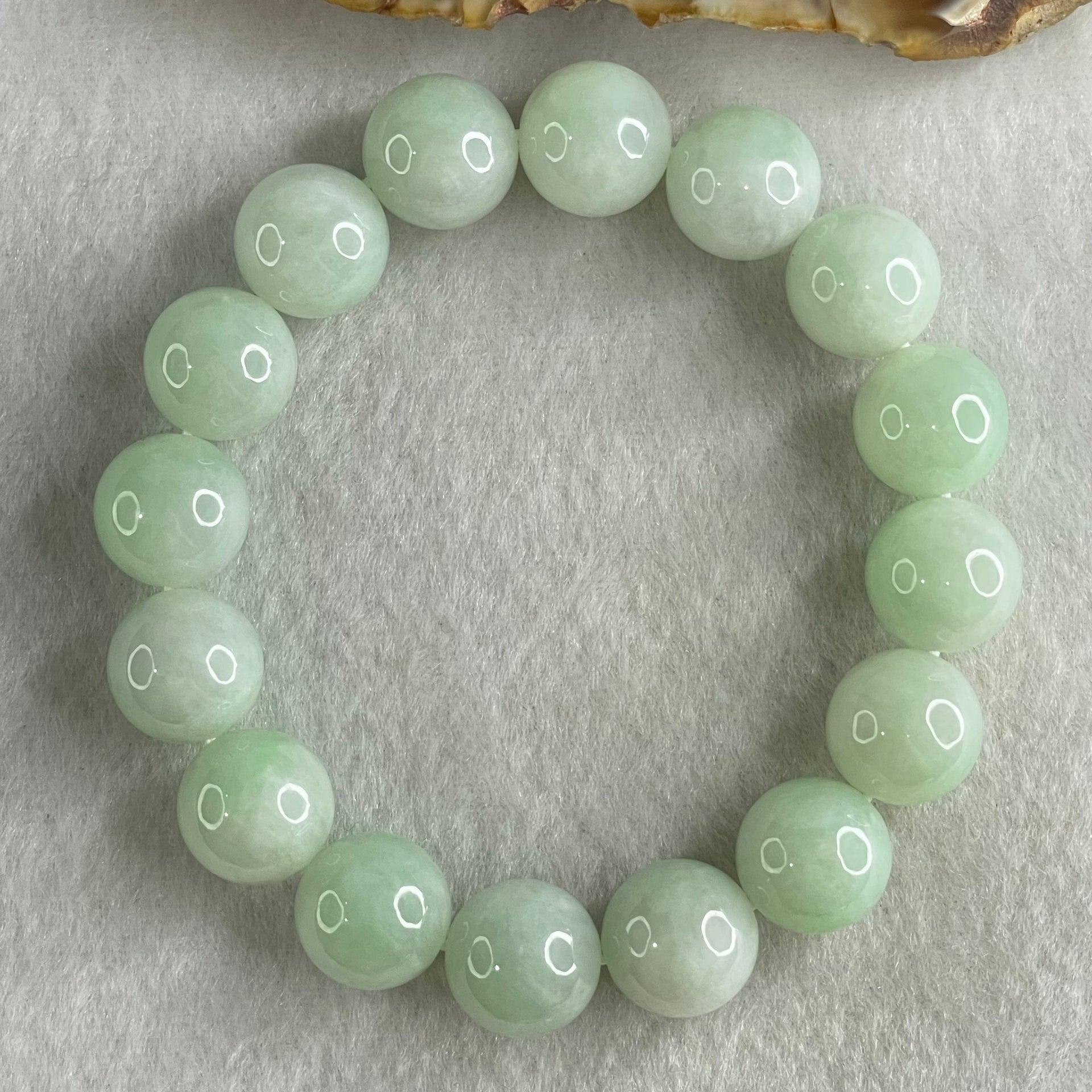 Type A Light Green Jadeite Beads Bracelet 55.91g 16cm 12.7mm 16 Beads - Huangs Jadeite and Jewelry Pte Ltd
