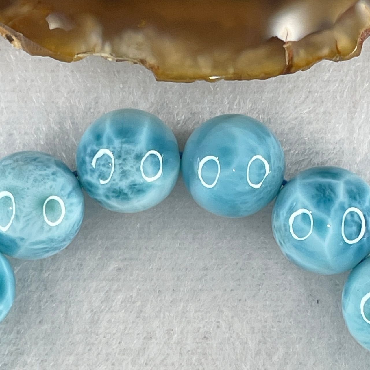 Very Good Grade Natural Larimar Beads Bracelet 48.11g 17cm 12.6mm 17 Beads