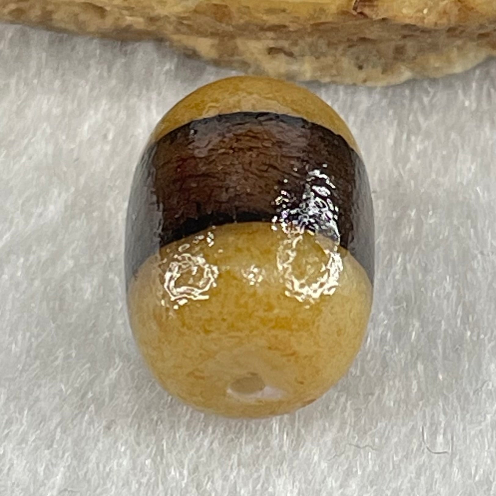 Natural Powerful Tibetan Old Oily Agate 1 Lines Dzi Bead Heavenly Master (Tian Zhu) 2.48g 14.0 by 10.5mm - Huangs Jadeite and Jewelry Pte Ltd