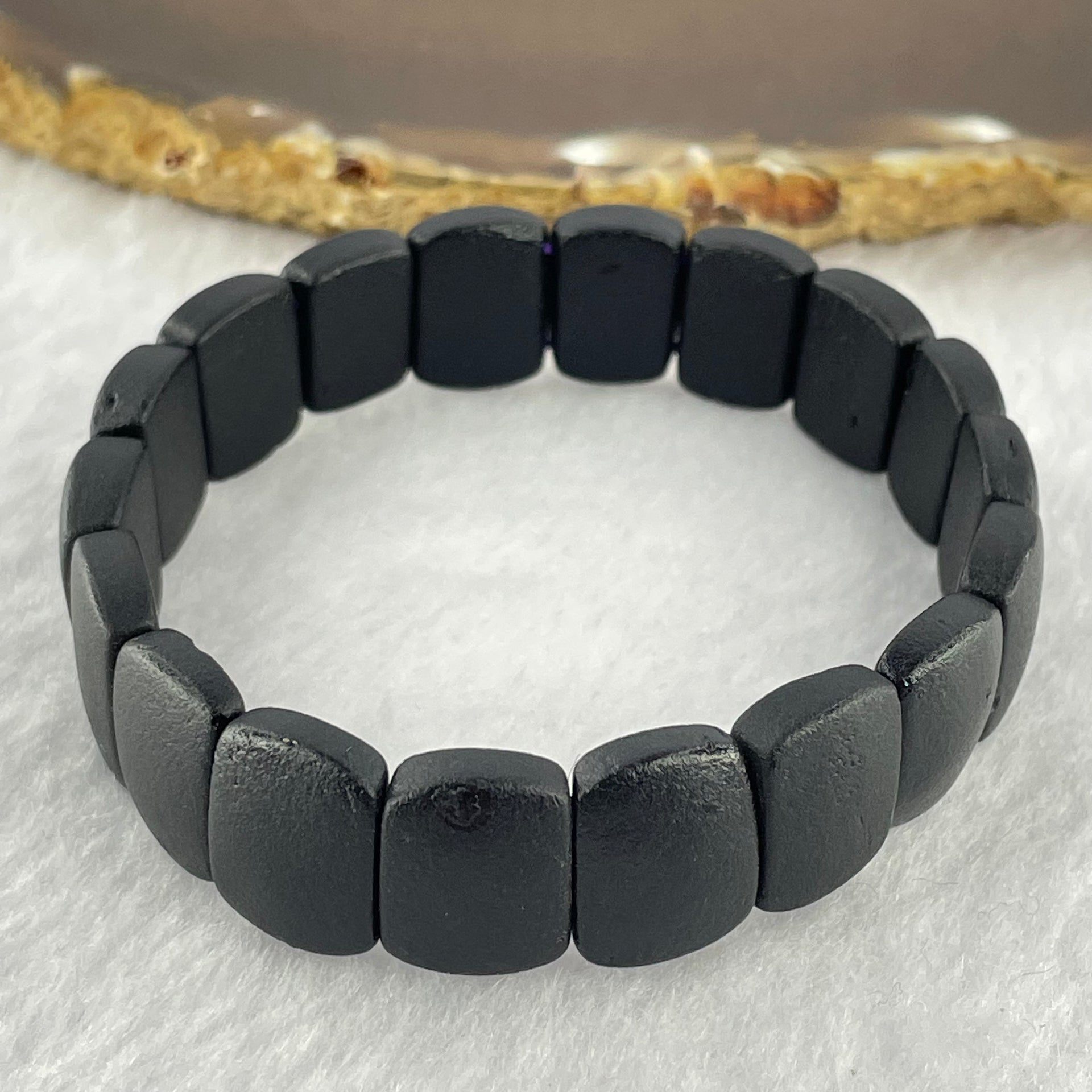 Natural Dark Matt Black Amber Beads Bracelet 天然大黑天翁琥珀手链 11.20g 17cm 14.5 by 11.2 by 5.1mm 18pcs - Huangs Jadeite and Jewelry Pte Ltd