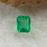 Natural Colombia Vivid Green Emerald (Beryl) Cut-Cornered Rectangular Step cut 0.43ct 4.6 by 3.8 by 3.2mm - Huangs Jadeite and Jewelry Pte Ltd