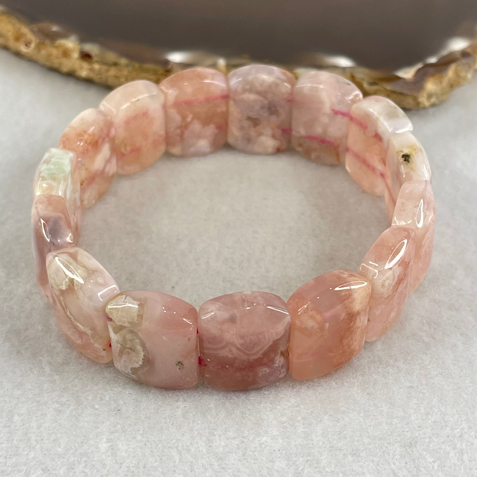 Above Average Natural Pink Flower Agate Shou Pai Bracelet 37.75g 17cm 17.8 by 13.1mm 15 Pieces (Slight External Rough) - Huangs Jadeite and Jewelry Pte Ltd