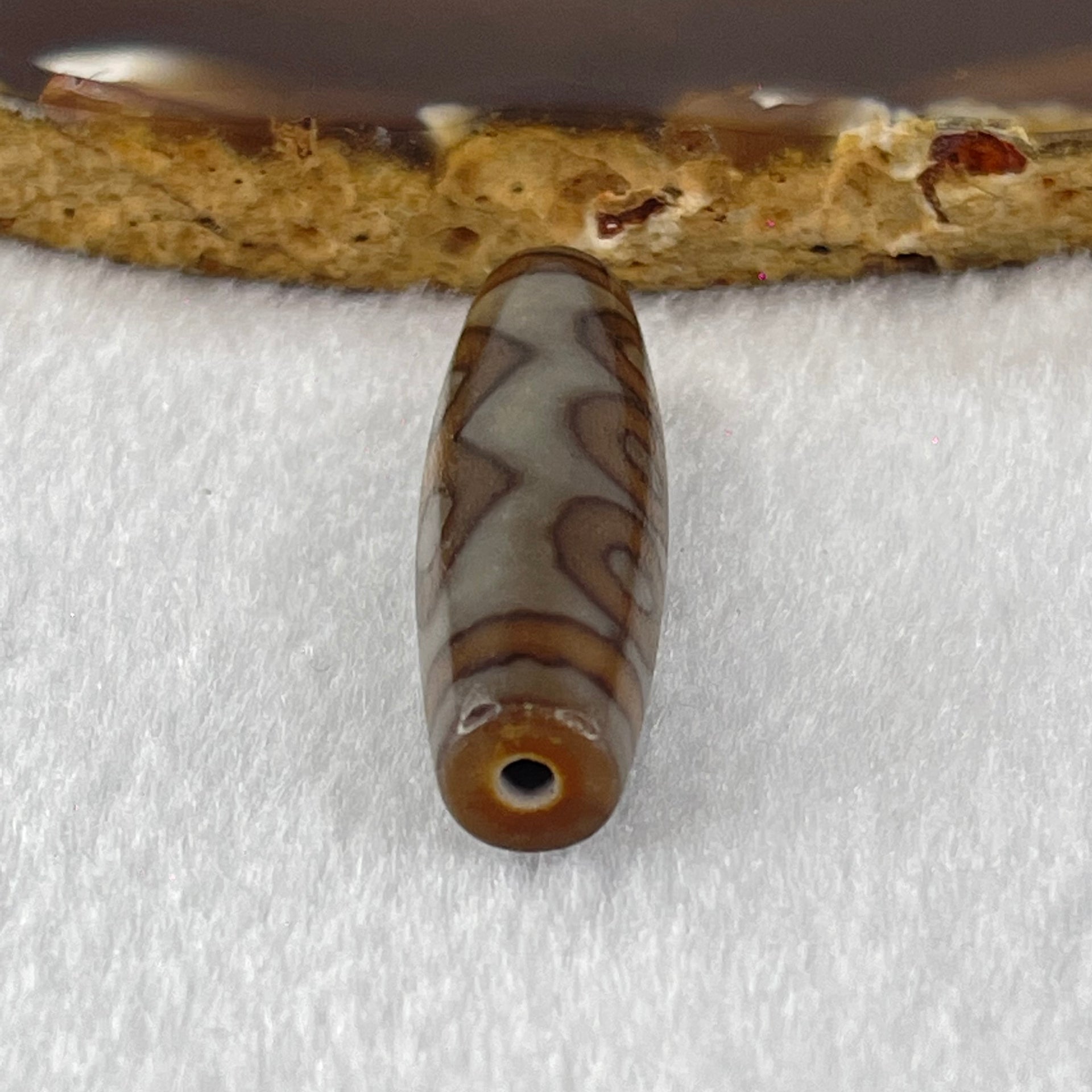 Natural Powerful Tibetan Old Oily Agate 6 Eye with 4 Eye Vajra Dzi Bead Heavenly Master (Tian Zhu) 六眼加四眼金刚杵天诛 7.68g 39.6 by 11.3mm - Huangs Jadeite and Jewelry Pte Ltd