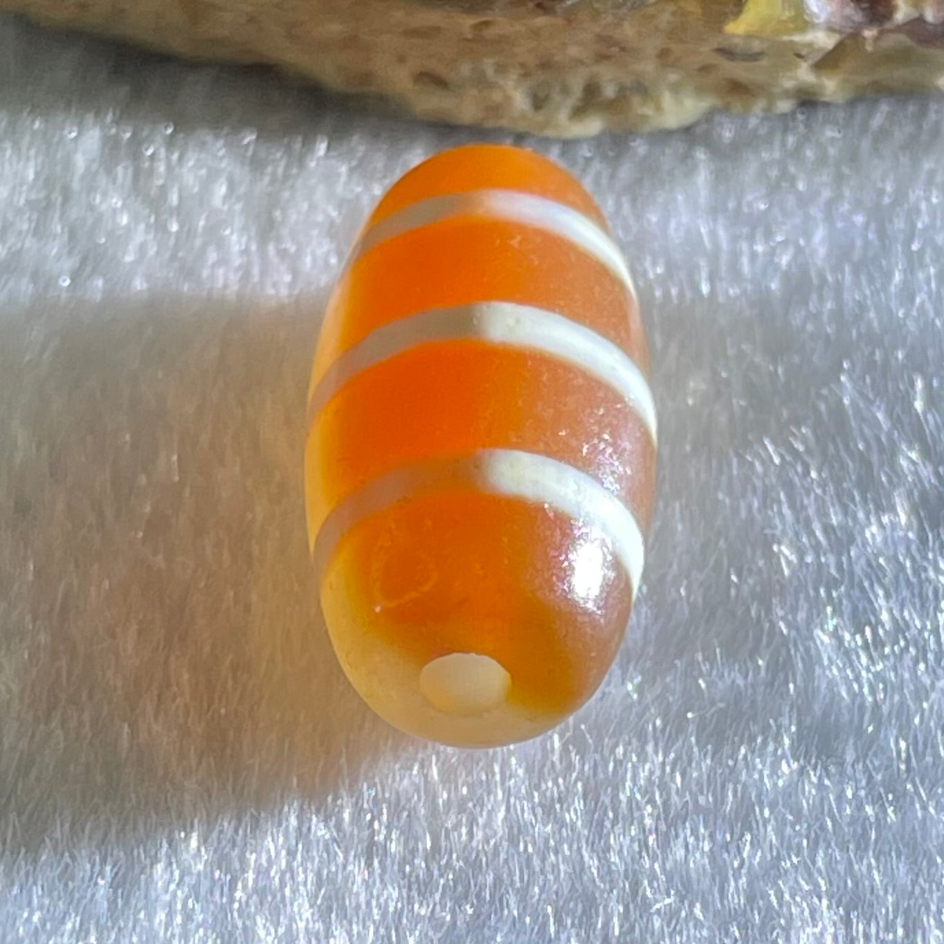 Natural Powerful Tibetan Old Oily Agate 3-Lines Dzi Bead Heavenly Master (Tian Zhu) 三行天诛 3.19g 20.1 by 10.4mm - Huangs Jadeite and Jewelry Pte Ltd