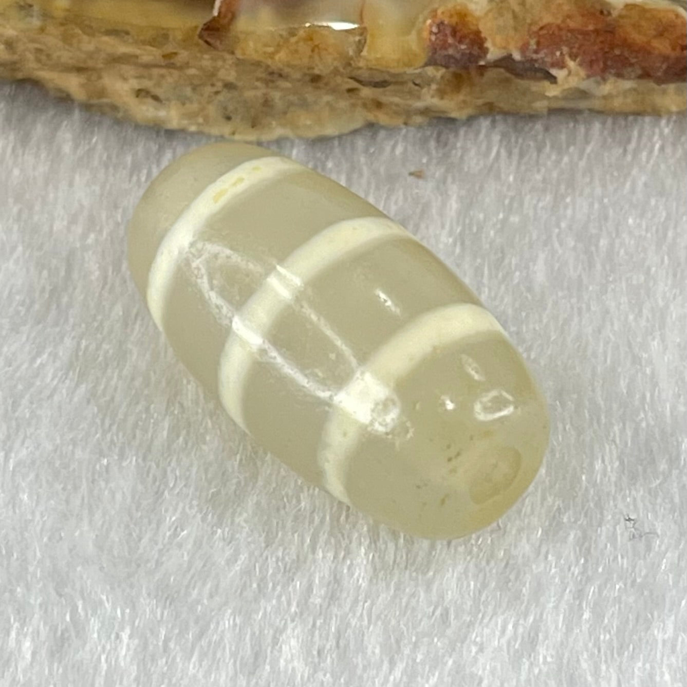 Natural Powerful Tibetan Old Oily Agate 3-Lines Dzi Bead Heavenly Master (Tian Zhu) 三行天诛 3.09g 19.8 by 10.2mm - Huangs Jadeite and Jewelry Pte Ltd