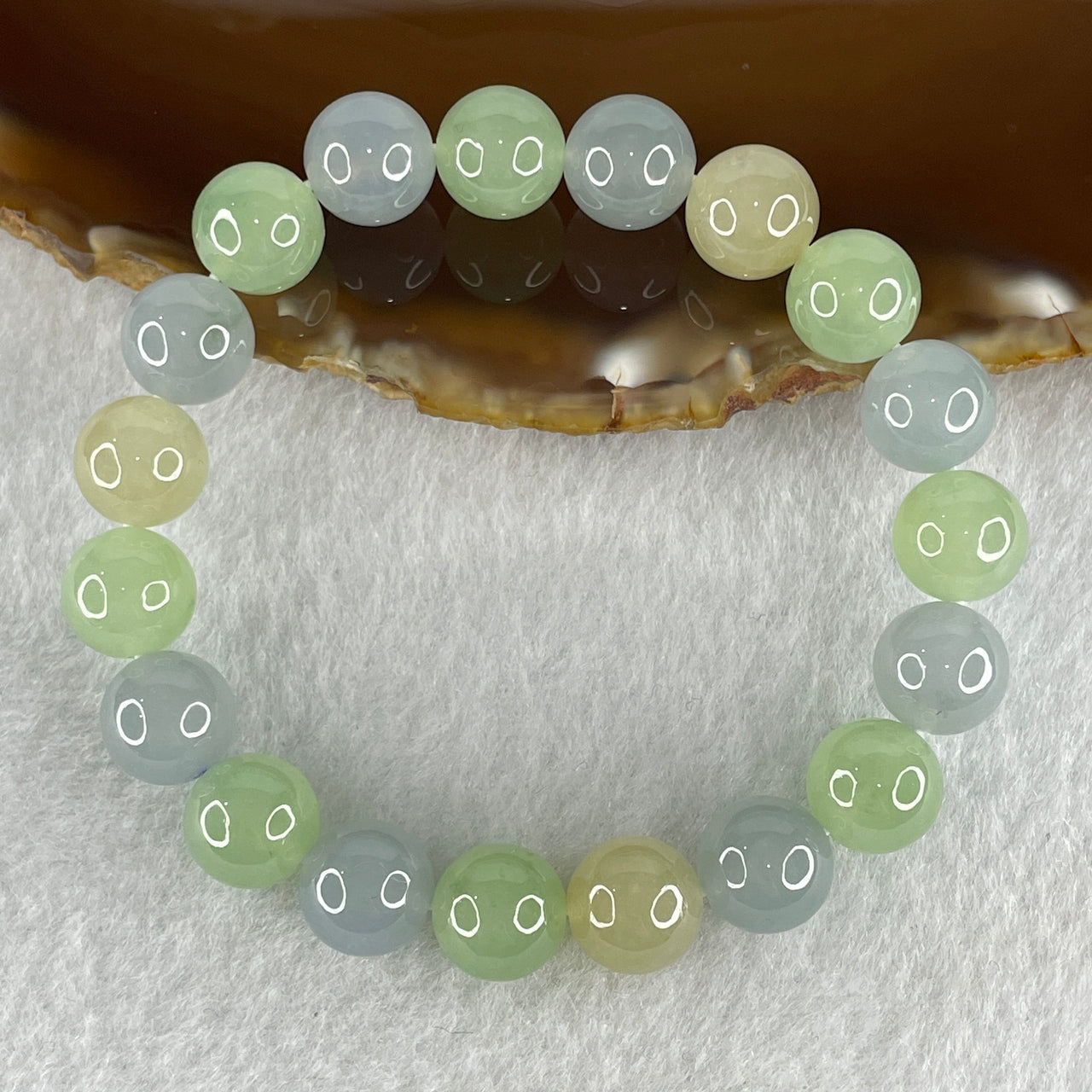 Certified Natural Type A Light Green with Light Blueish Lavender Jadeite Beads Bracelet 32.49g 15cm 10.0mm 19 Beads