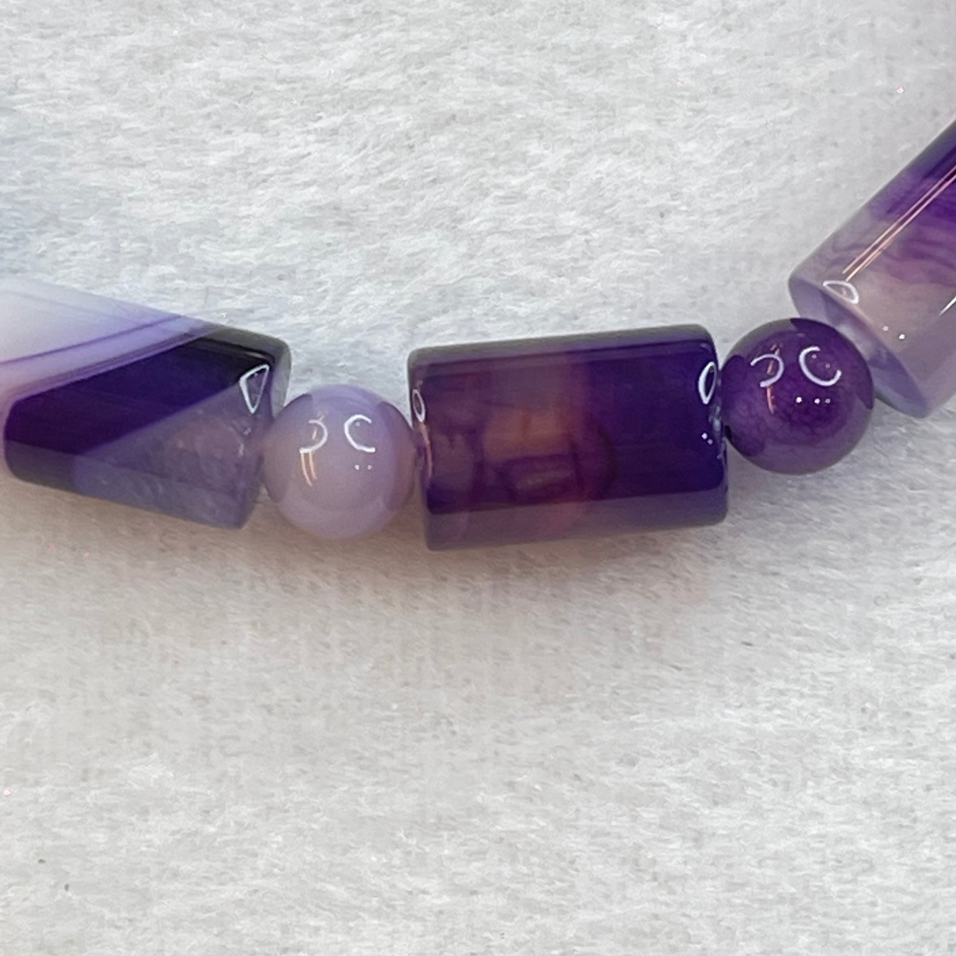 Purple and White Agate Bracelet 20.16g 16cm 12.1 by 8.1mm 11 Lulu Tong - Huangs Jadeite and Jewelry Pte Ltd