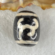 Natural Powerful Tibetan Old Oily Black White Agate Green Tara Dzi Bead Heavenly Master (Tian Zhu) 绿度母天珠 4.56g 17.3 by 13.1mm - Huangs Jadeite and Jewelry Pte Ltd