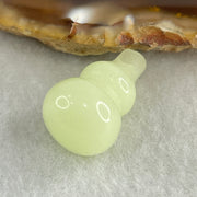 Natural Light Green Chalcedony Mini Hulu Display 4.42g 22.9 by 14.1mm - Huangs Jadeite and Jewelry Pte Ltd