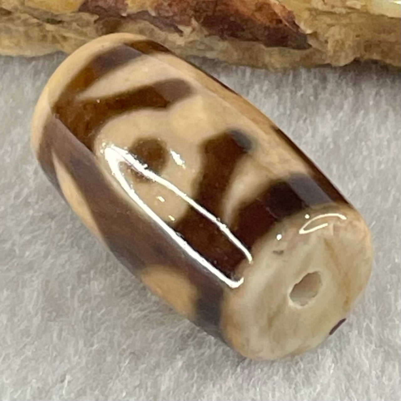 Natural Powerful Tibetan Old Oily Agate Patina Guiren Tairen Human Dzi Bead Totem Amulet Heavenly Master (Tian Zhu) 贵人天诛 4.67g 20.0 by 11.5mm - Huangs Jadeite and Jewelry Pte Ltd