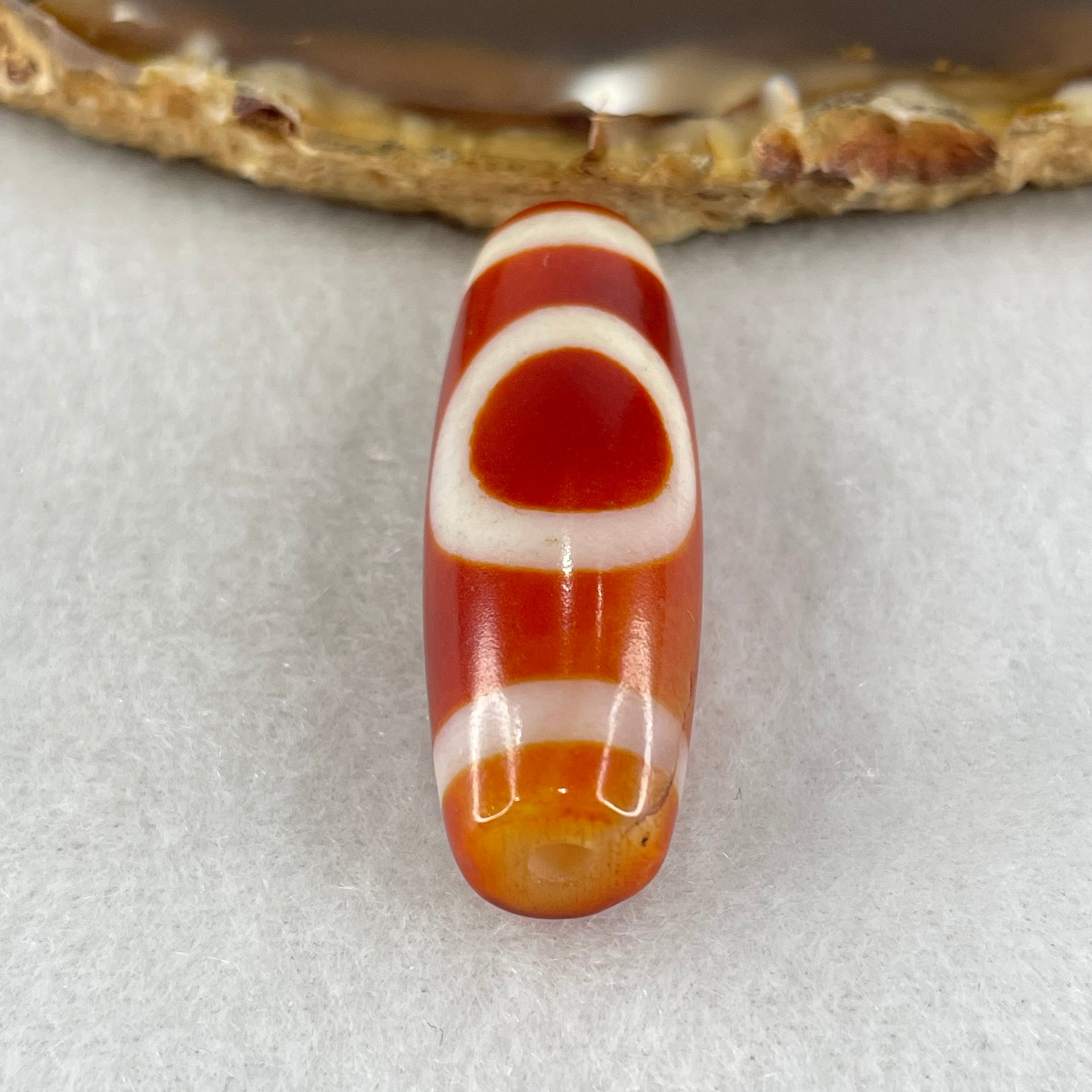Natural Powerful Tibetan Old Oily Red White Agate One Eye Earth Element Dzi Bead Heavenly Master (Tian Zhu) 一眼土元素天珠 9.86g 37.7 by 13.1mm - Huangs Jadeite and Jewelry Pte Ltd