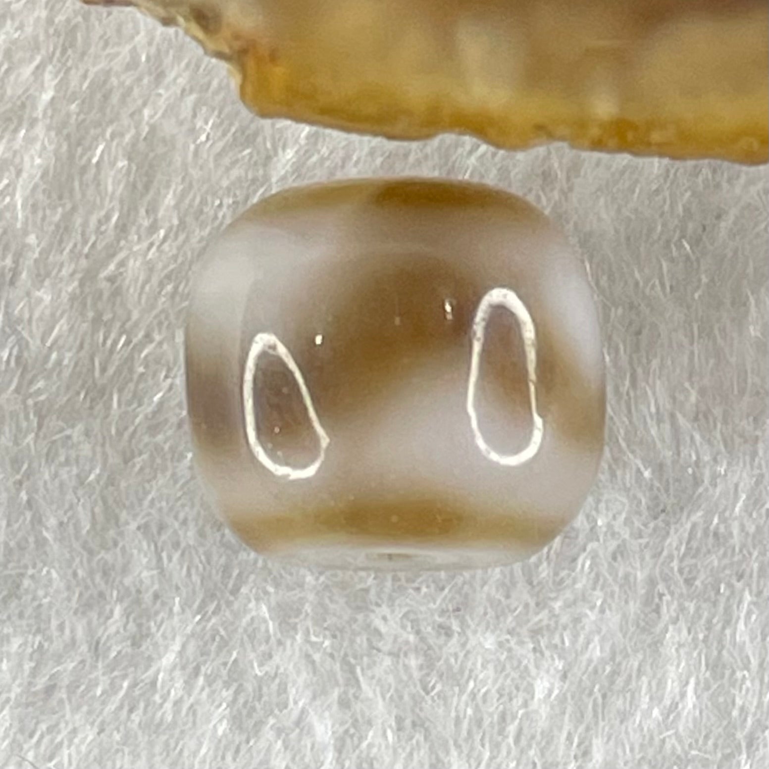 Natural Powerful Tibetan Old Oily Agate Tiger Tooth Daluo Dzi Bead Heavenly Master (Tian Zhu) 1.82g 9.7 by 10.8mm - Huangs Jadeite and Jewelry Pte Ltd