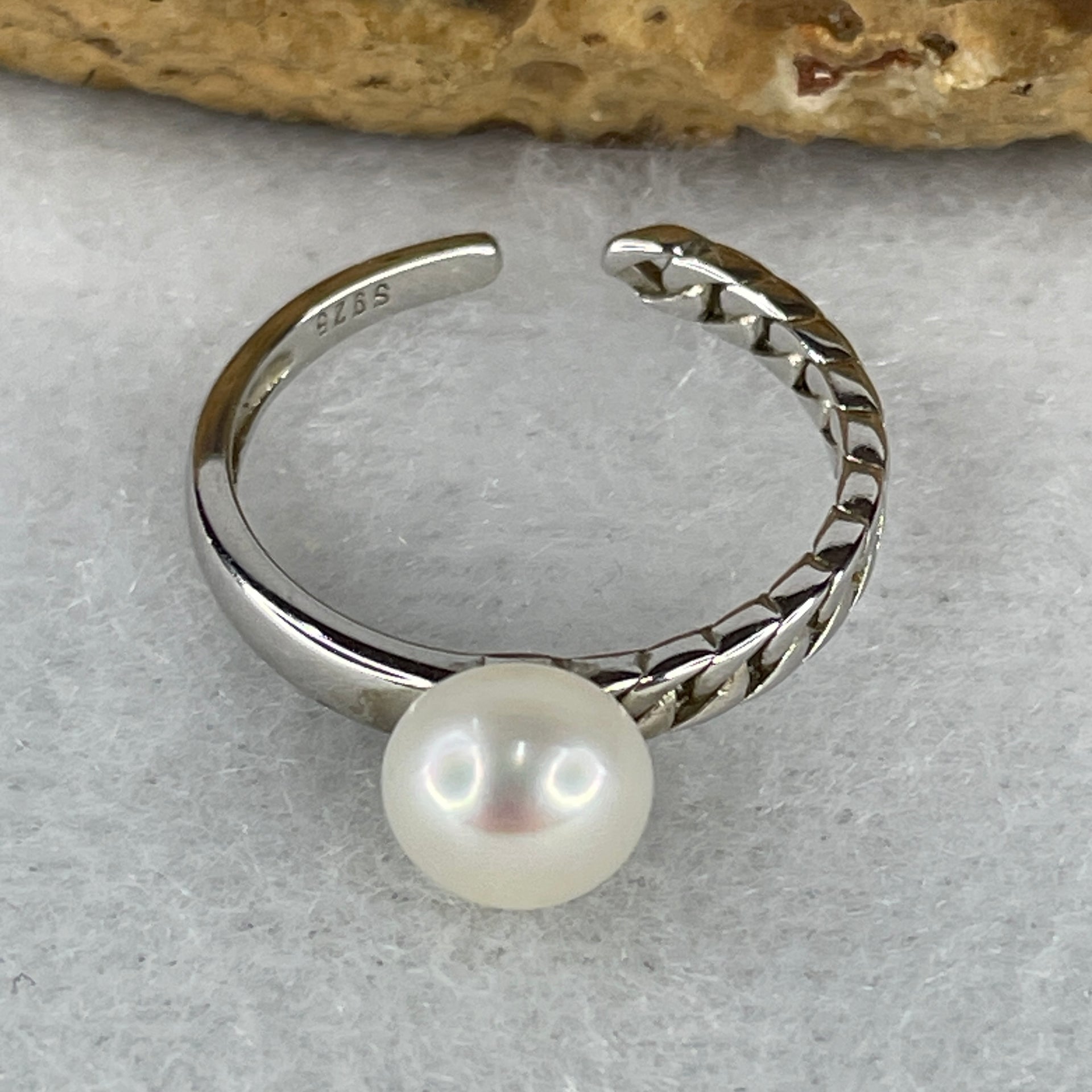 Natural-Fresh-Water-Pearl-in-S925-Sliver-Ring-1.54g-6.7-by-4.8mm-US-5.5-HK-11.8