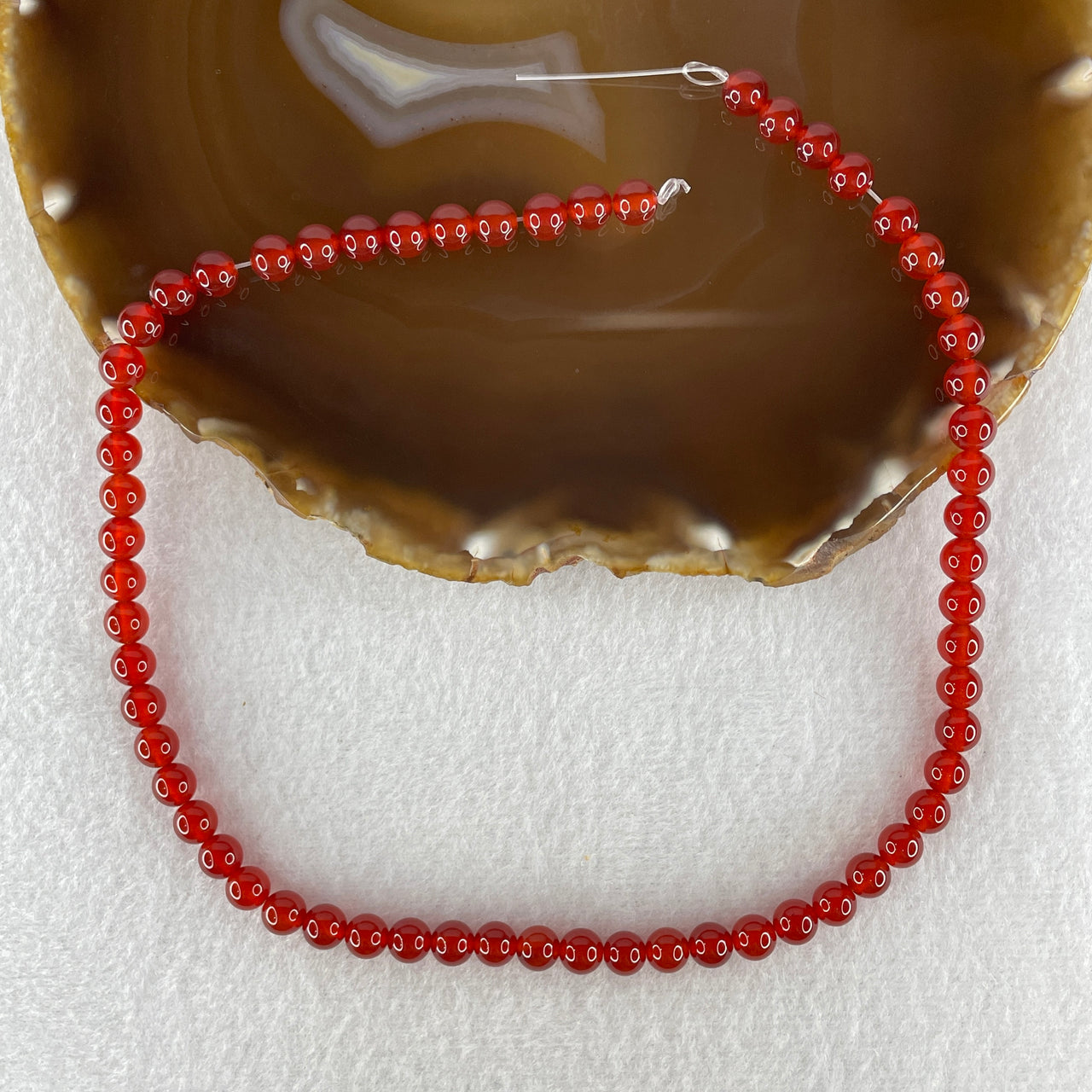 Certified Natural Red Agate Chalcedony Beads Loose Beads for Bracelet 20.10g 37cm 6.3mm 61 Beads