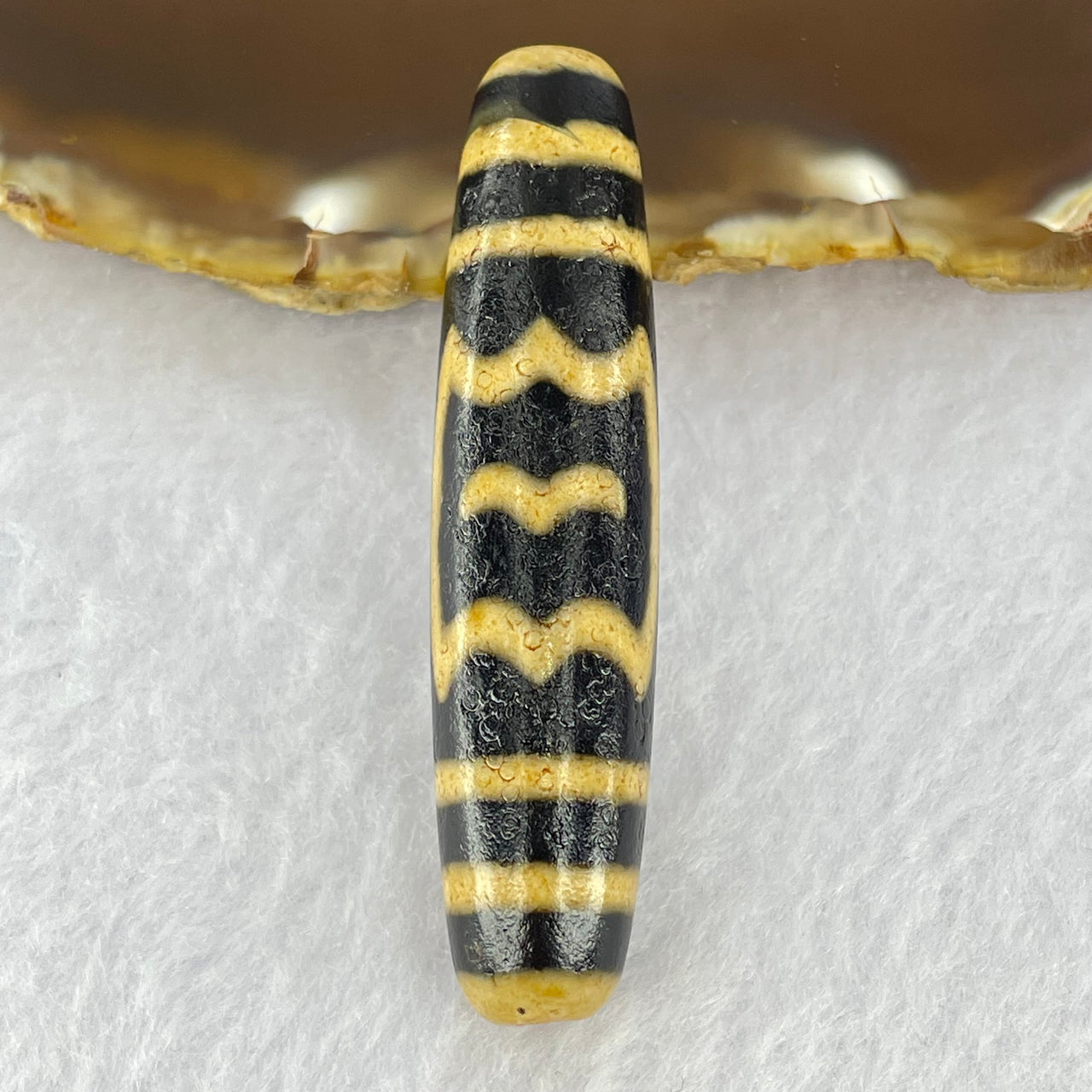 Natural Powerful Tibetan Old Oily Agate Garuda Long Dzi Bead Heavenly Master (Tian Zhu) 15.09g 56.4 by 13.3mm - Huangs Jadeite and Jewelry Pte Ltd