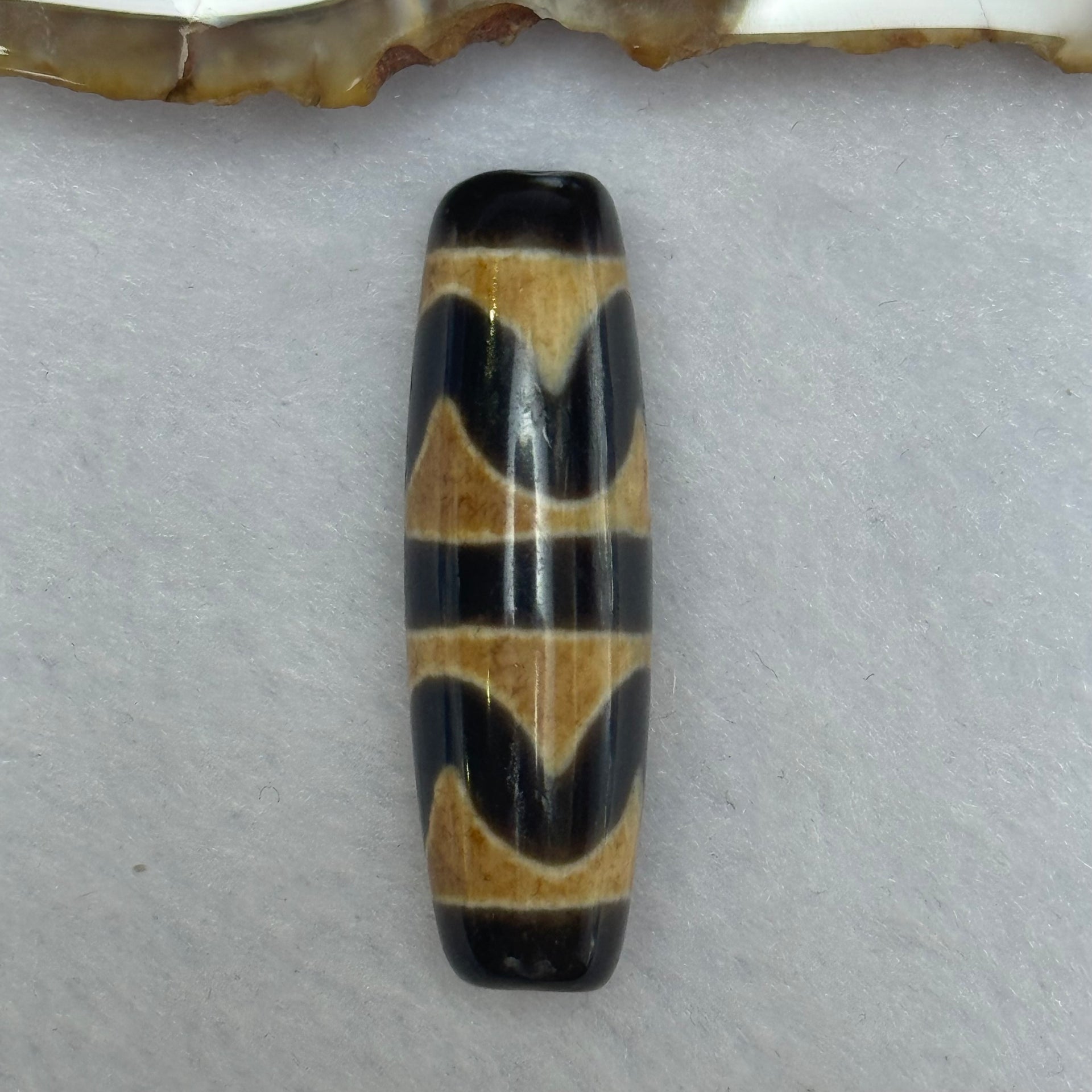 Natural Powerful Tibetan Old Oily Agate Double Tiger Tooth Daluo Dzi Bead Heavenly Master (Tian Zhu) 虎呀天诛 7.63g 37.6 by 11.5mm - Huangs Jadeite and Jewelry Pte Ltd