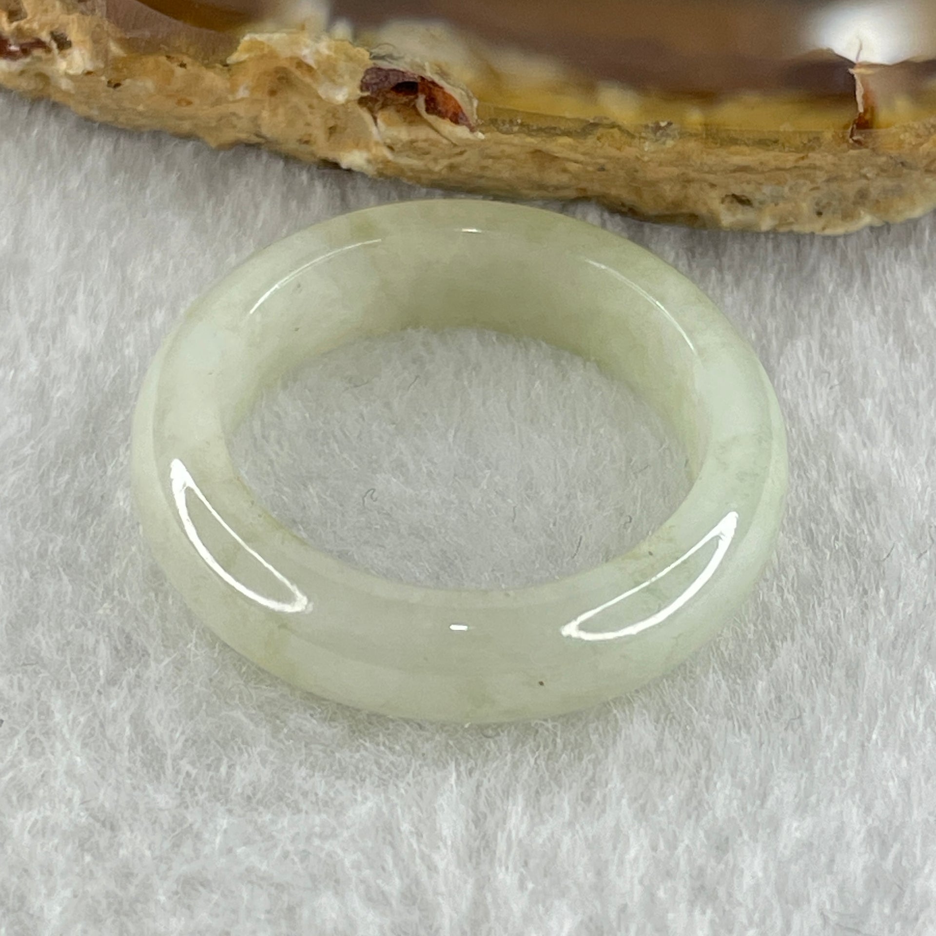 Type A Natural White to Faint Green Jadeite Ring 3.74g 5.8 b y 3.5mm US 8.2 HK 18 (Very Very Slight Internal Line) - Huangs Jadeite and Jewelry Pte Ltd