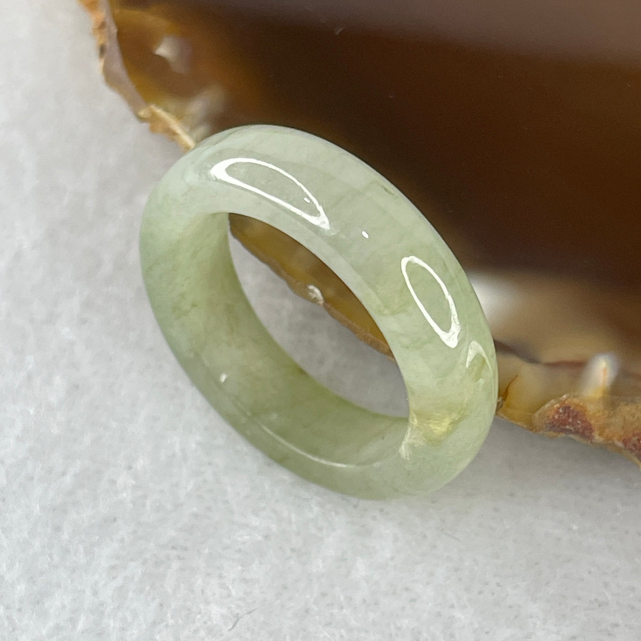 Type A Green Jadeite Ring 3.93g 6.2 by 3.8mm US7.25/HK15.4