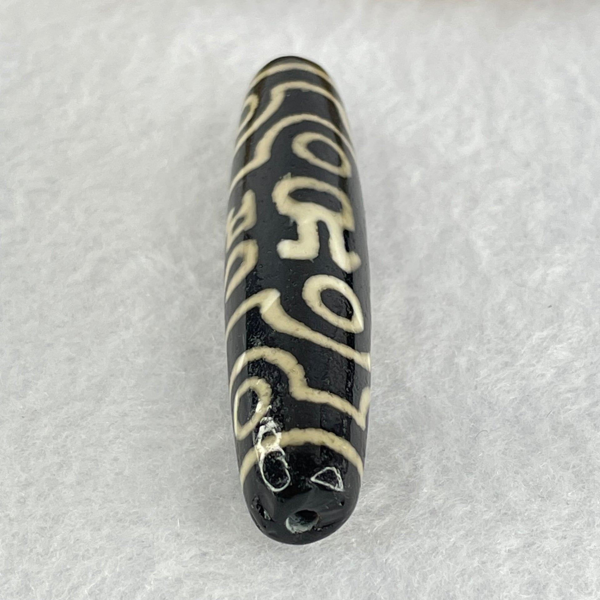 Natural Powerful Tibetan Old Oily Agate 8 Eyes Om Mani Padme Hum Dzi Bead Heavenly Master (Tian Zhu) 六字箴言八眼天珠 15.12g 59.0 by 13.0mm - Huangs Jadeite and Jewelry Pte Ltd