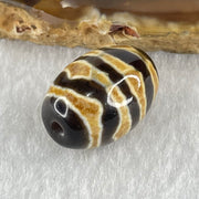 Natural Powerful Tibetan Old Oily Agate Double Tiger Tooth Daluo Dzi Bead Heavenly Master (Tian Zhu) 双虎呀天诛 5.38g 19.2 by 14.1mm - Huangs Jadeite and Jewelry Pte Ltd