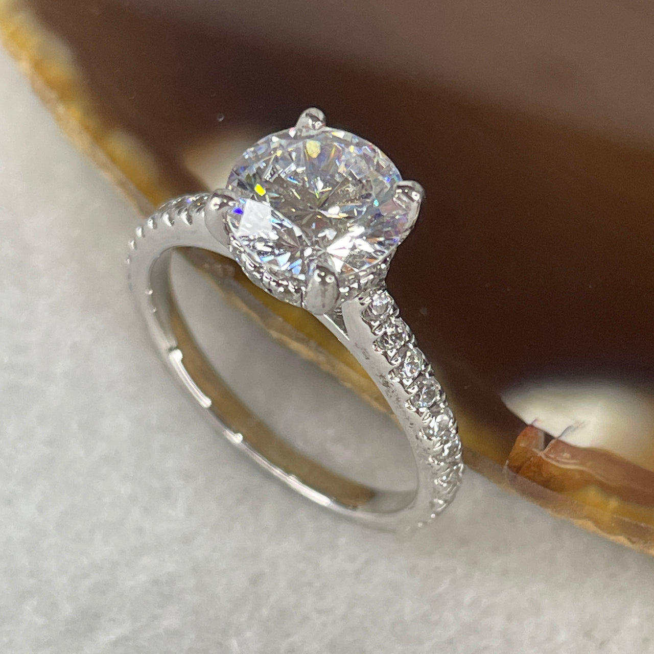 GRA Certified 2ct Moissanite Engagement Ring S925 Silver - 8mm D VVS1 Triple Excellent Cut - Substantial 3.25g Solitaire Ring US 6.7 / HK 14.8