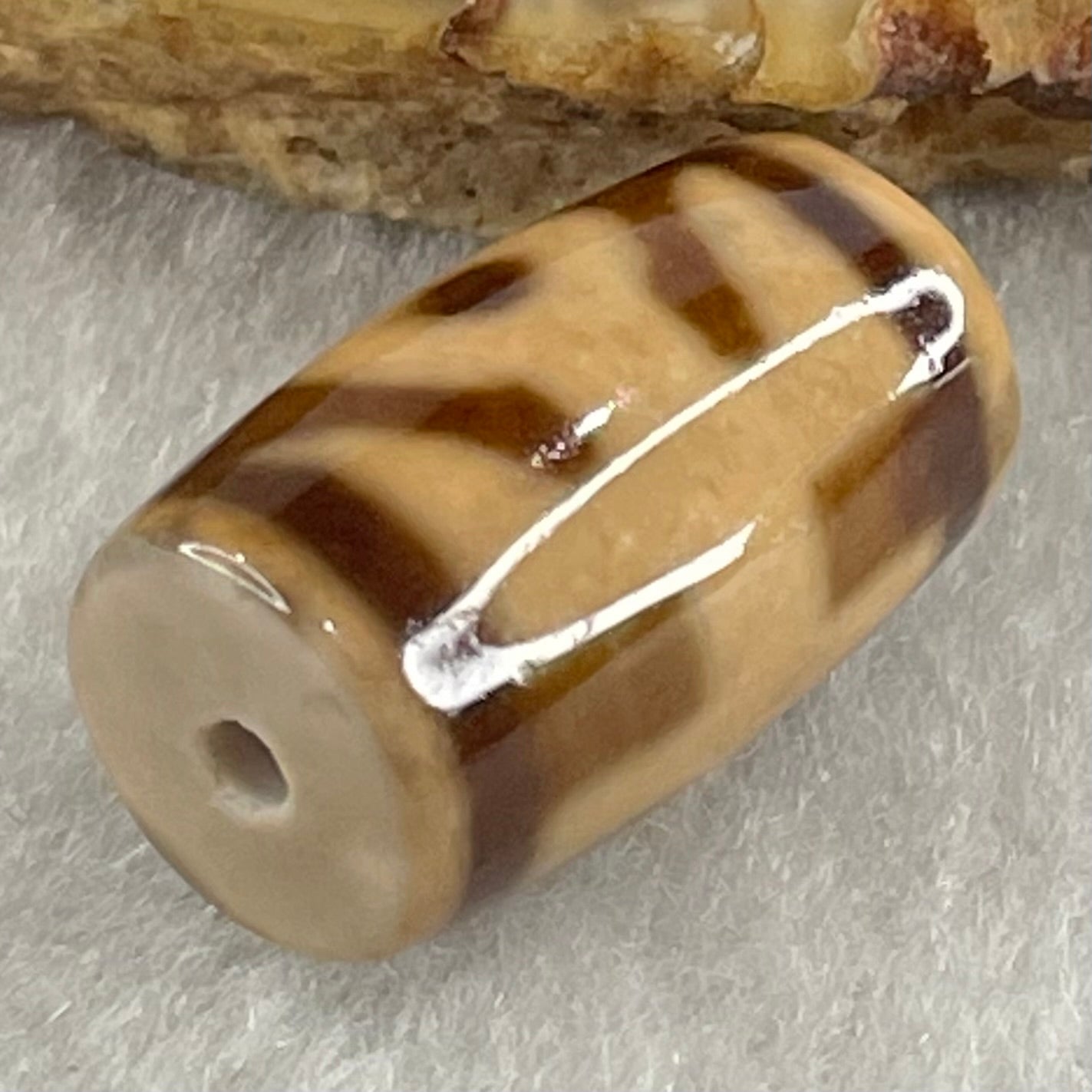 Natural Powerful Tibetan Old Oily Agate Patina Guiren Tairen Human Dzi Bead Totem Amulet Heavenly Master (Tian Zhu) 贵人天诛 4.68g 19.9 by 11.7mm - Huangs Jadeite and Jewelry Pte Ltd
