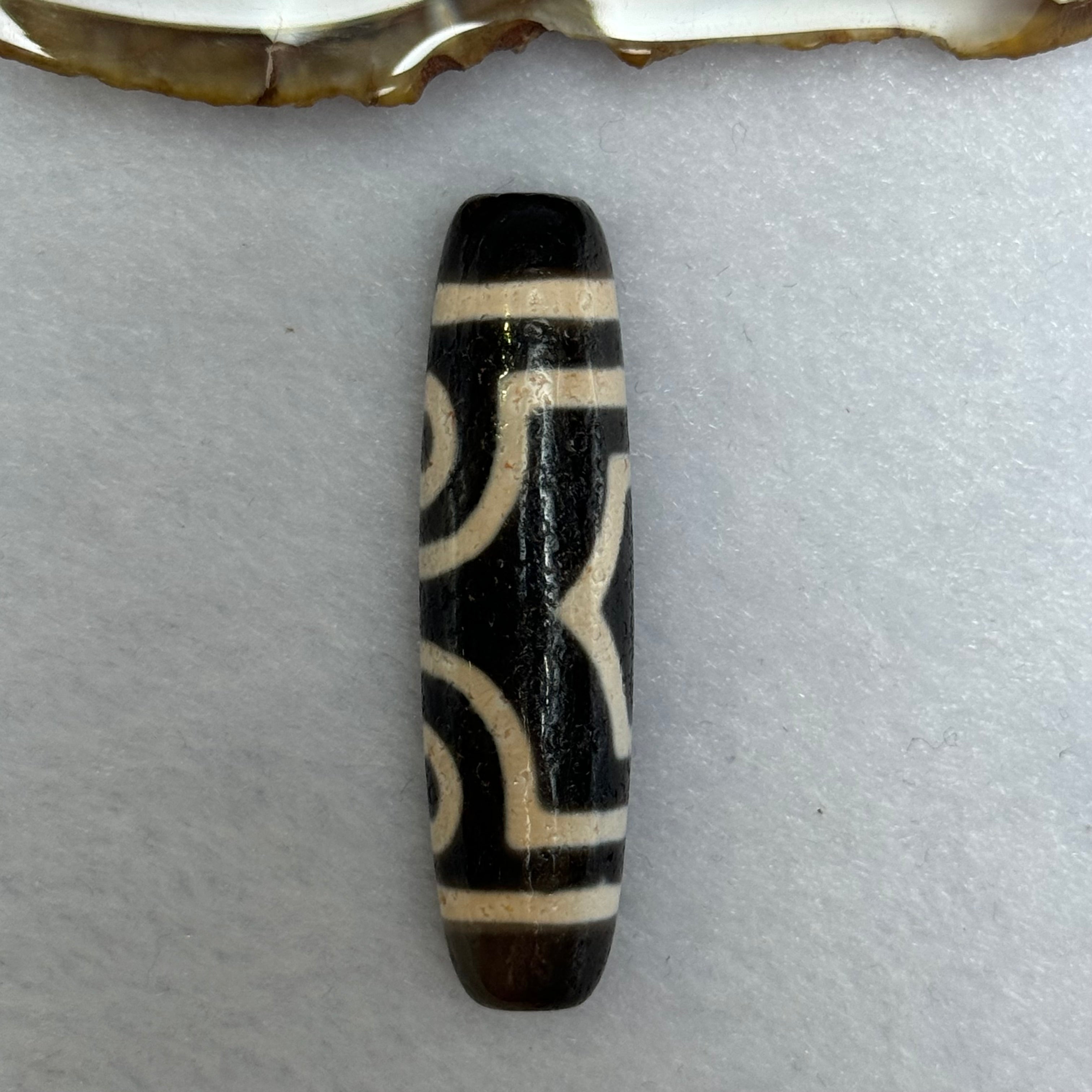 hatachu瑪瑙　天然三眼銀線天珠 天然强力西藏老油性玛瑙三眼天珠天师（天珠）三眼天诛11.99 克44.5 x