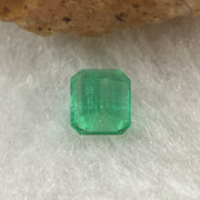 Natural Colombia Green Emerald (Beryl) Cut-Cornered Rectangular step cut 0.63ct 5.2 by 4.3 by 3.2mm - Huangs Jadeite and Jewelry Pte Ltd