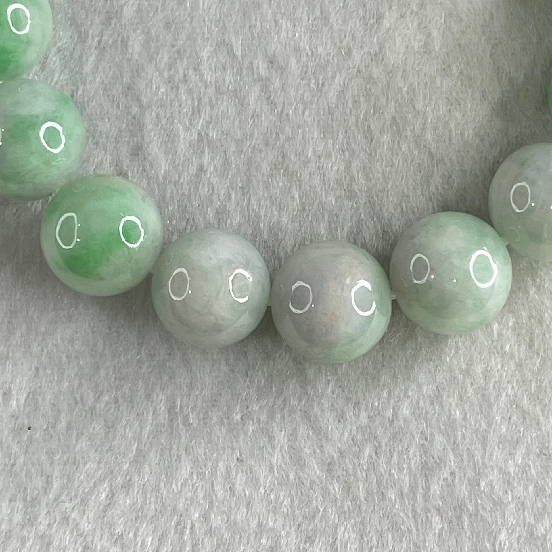 Type A Light Green with Light Lavender with Emerald Green Piao Huan Jadeite Beads Bracelet 48.39g 16cm 12.2mm 16 Beads - Huangs Jadeite and Jewelry Pte Ltd