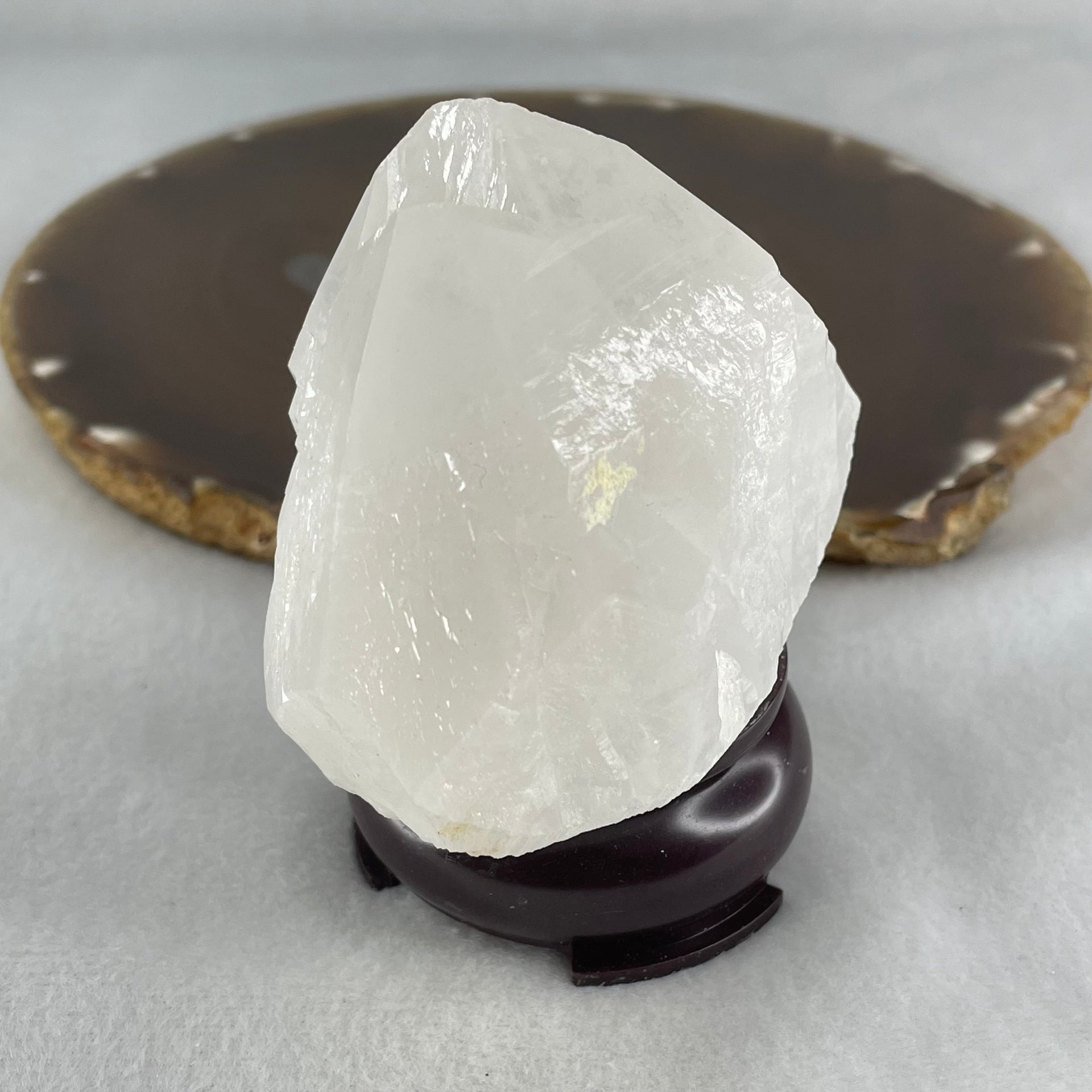 Natural Milky White Quartz Display 225.39g 71.0 by 52.0 by 76.8mm - Huangs Jadeite and Jewelry Pte Ltd