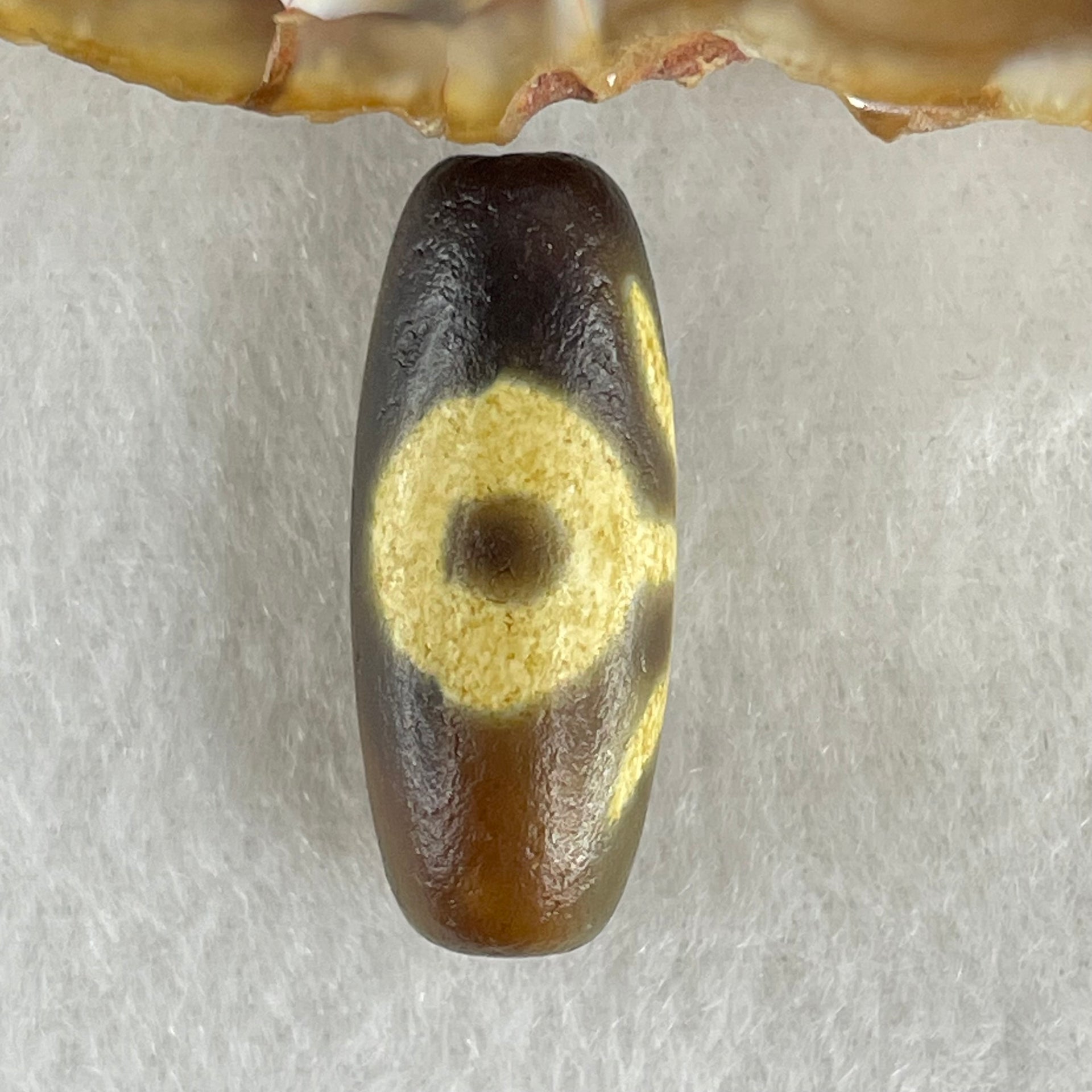 Natural Powerful Tibetan Old Oily Agate Patina Guiren Tairen Human Dzi Bead Totem Amulet Heavenly Master (Tian Zhu) 贵人天诛 5.37g 28.3 by 11.6mm - Huangs Jadeite and Jewelry Pte Ltd