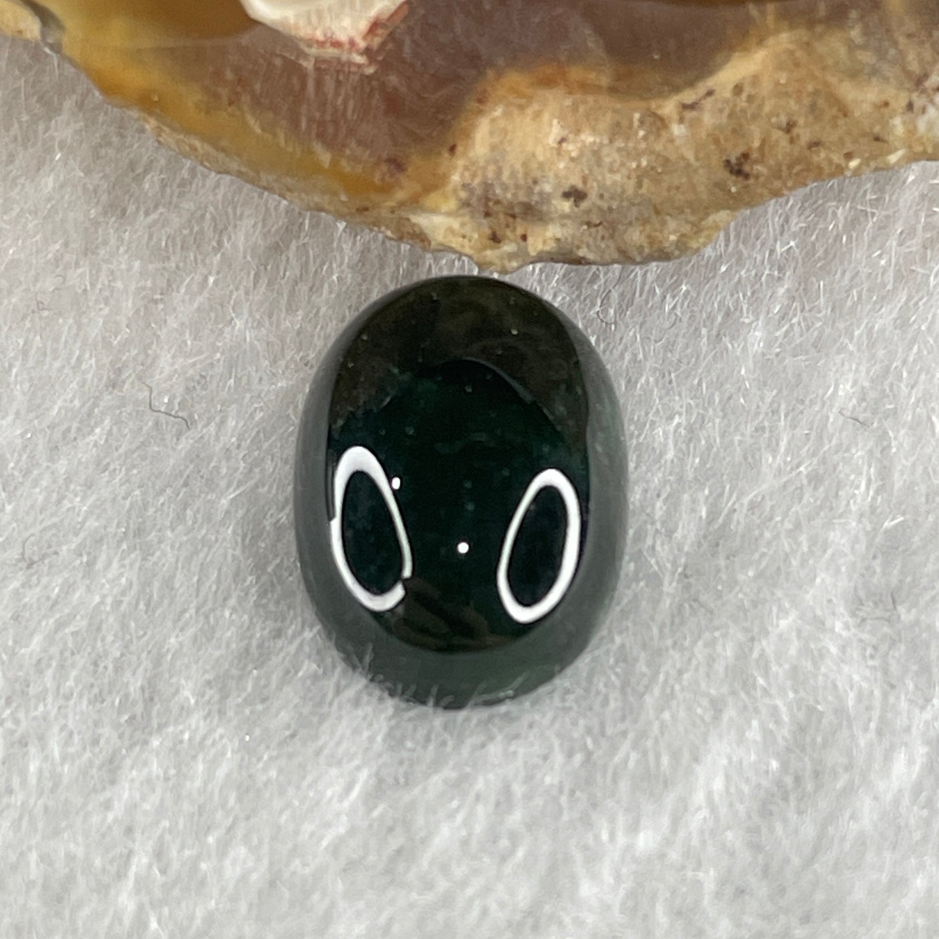 Type A Translucent Black Omphacite Jadeite Round Cabouchon Stone For Setting 0.93g 11.7 by 8.4 by 4.6mm - Huangs Jadeite and Jewelry Pte Ltd