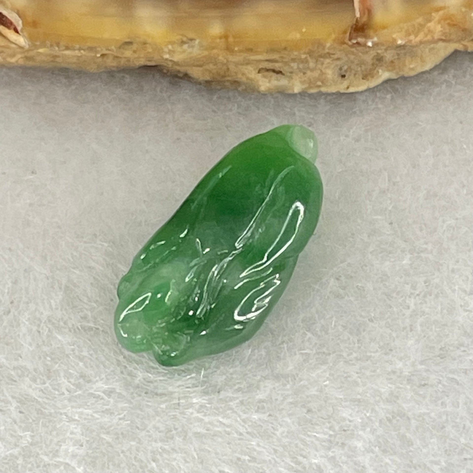 Type A Old Mine Spicy Green Jadeite Cabbage Charm Stone For Setting 0.63g 14.1 by 6.9 by 3.7mm - Huangs Jadeite and Jewelry Pte Ltd