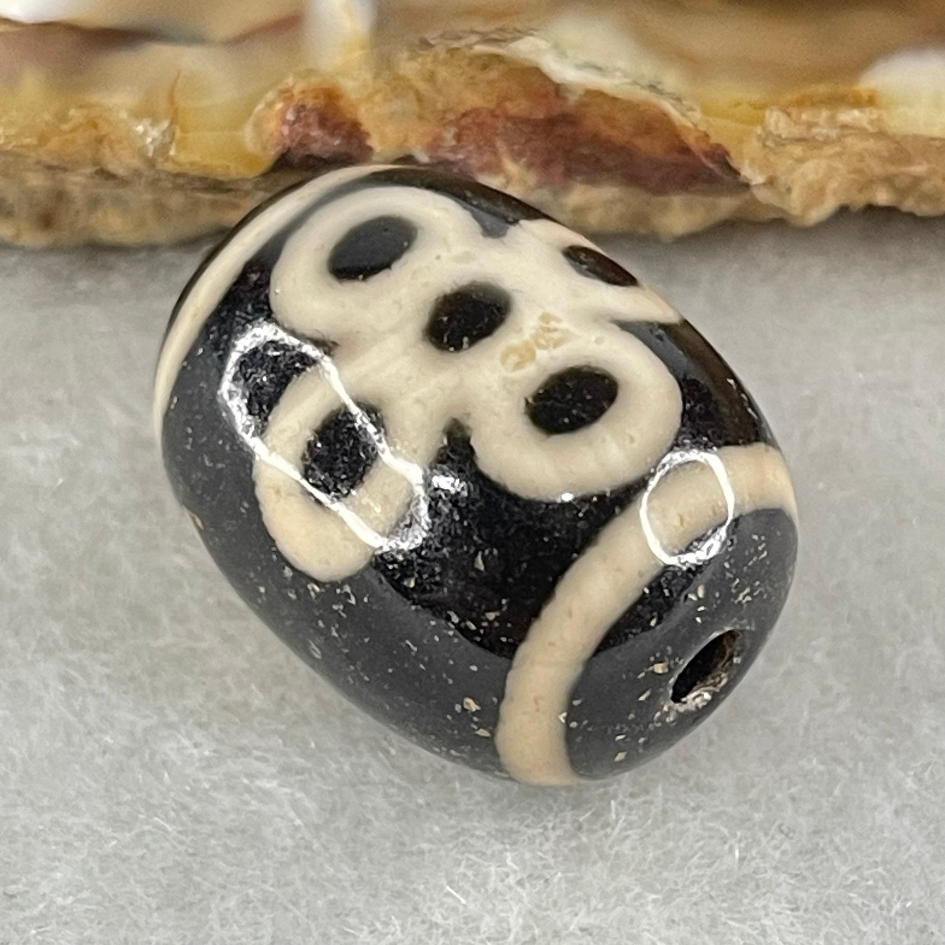 Natural Powerful Tibetan Old Oily Agate 5 Eyes Lightning Dzi Bead Heavenly Master (Tian Zhu) 五眼闪电天珠 4.71g 17.8 by 13.3mm - Huangs Jadeite and Jewelry Pte Ltd
