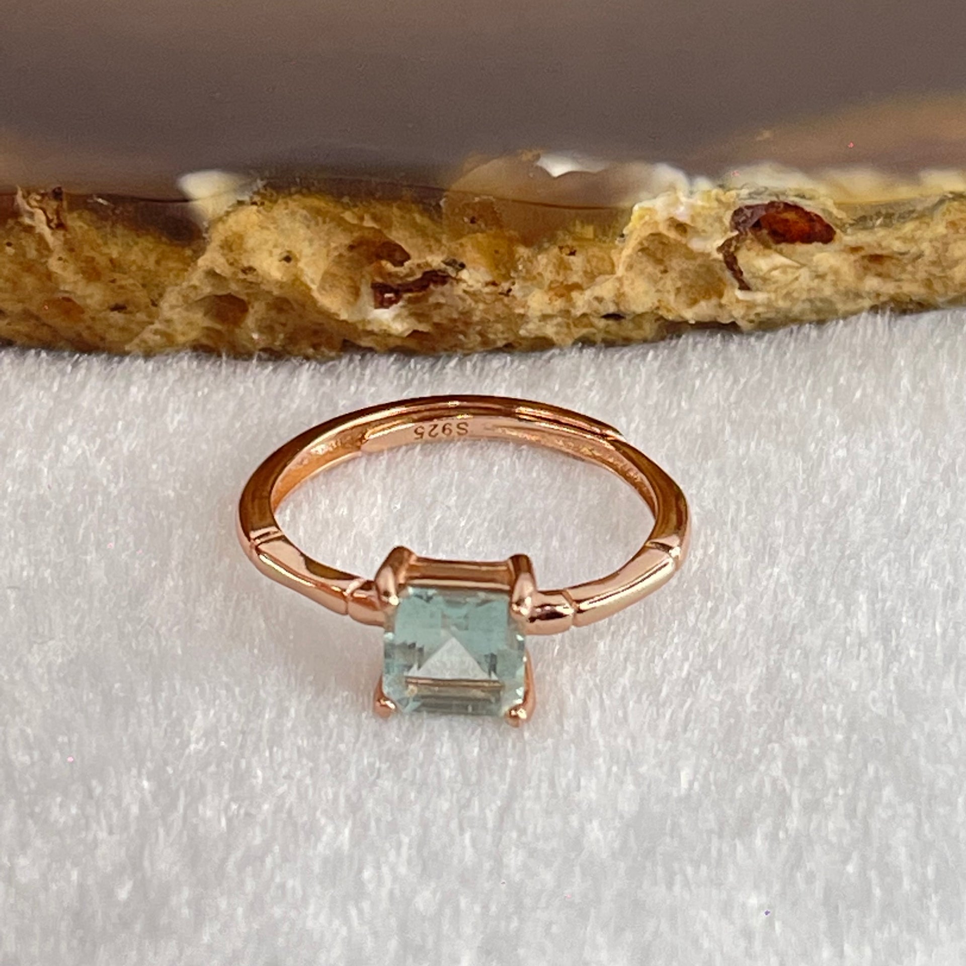 Natural Green Fluorite with Crystals In S925 Sliver Rose Gold Color Ring (Adjustable Size) 1.55g 5.7 by 4.2mm - Huangs Jadeite and Jewelry Pte Ltd