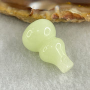Natural Light Green Chalcedony Mini Hulu Display 4.42g 22.9 by 14.1mm - Huangs Jadeite and Jewelry Pte Ltd
