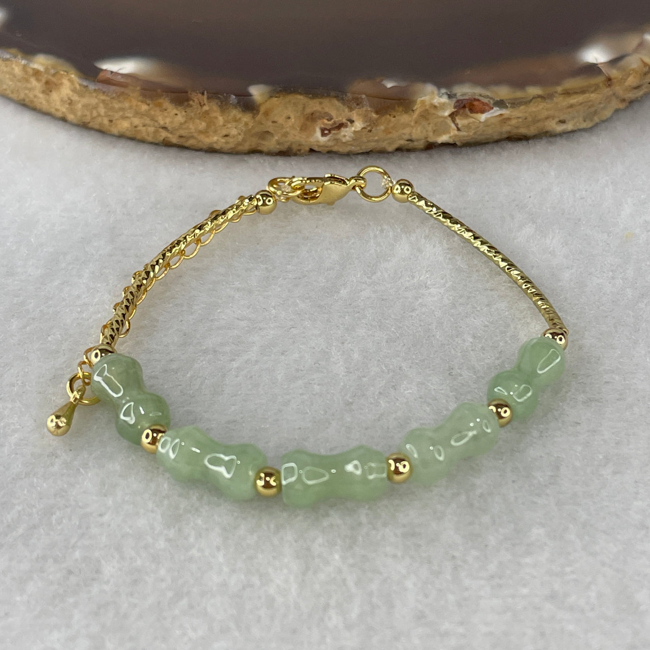 Natural Type A Light Green Jadeite Hulu Bracelet | Gold Color Adjustable Gourd Charm Lucky Talisman (4.53g, 13-17cm 10.1x5.6mm)