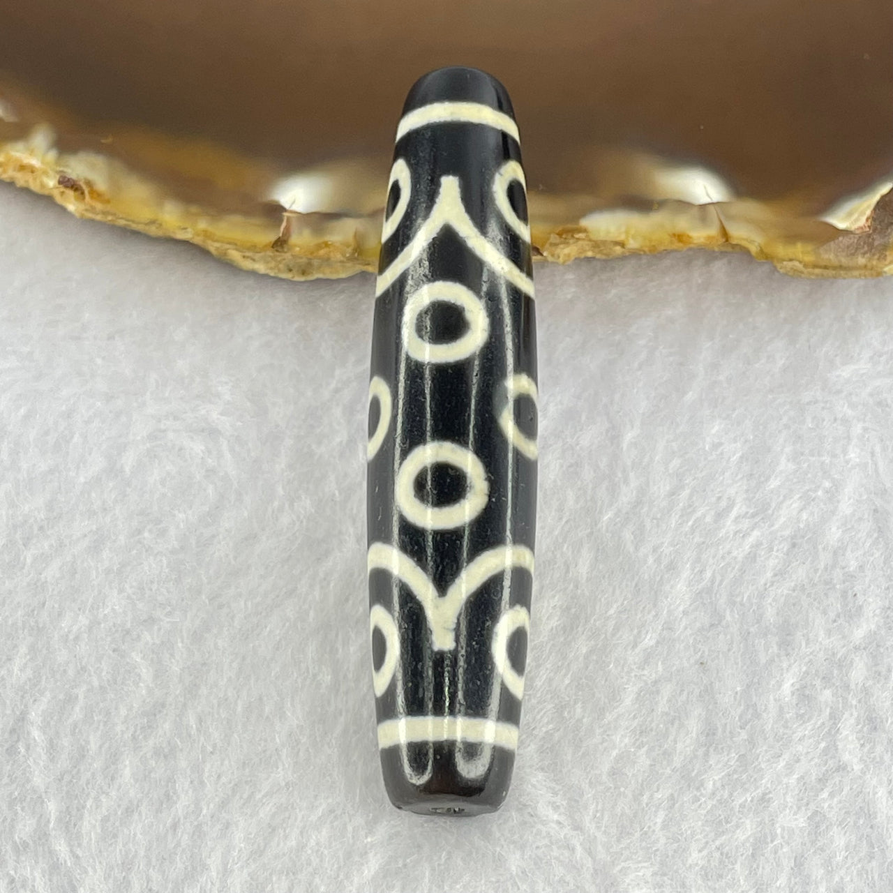 Natural Powerful Tibetan Old Oily Agate 15 Eyes Dzi Bead Heavenly Master (Tian Zhu) 十五眼天珠 15.32g 58.3 by 13.1mm - Huangs Jadeite and Jewelry Pte Ltd