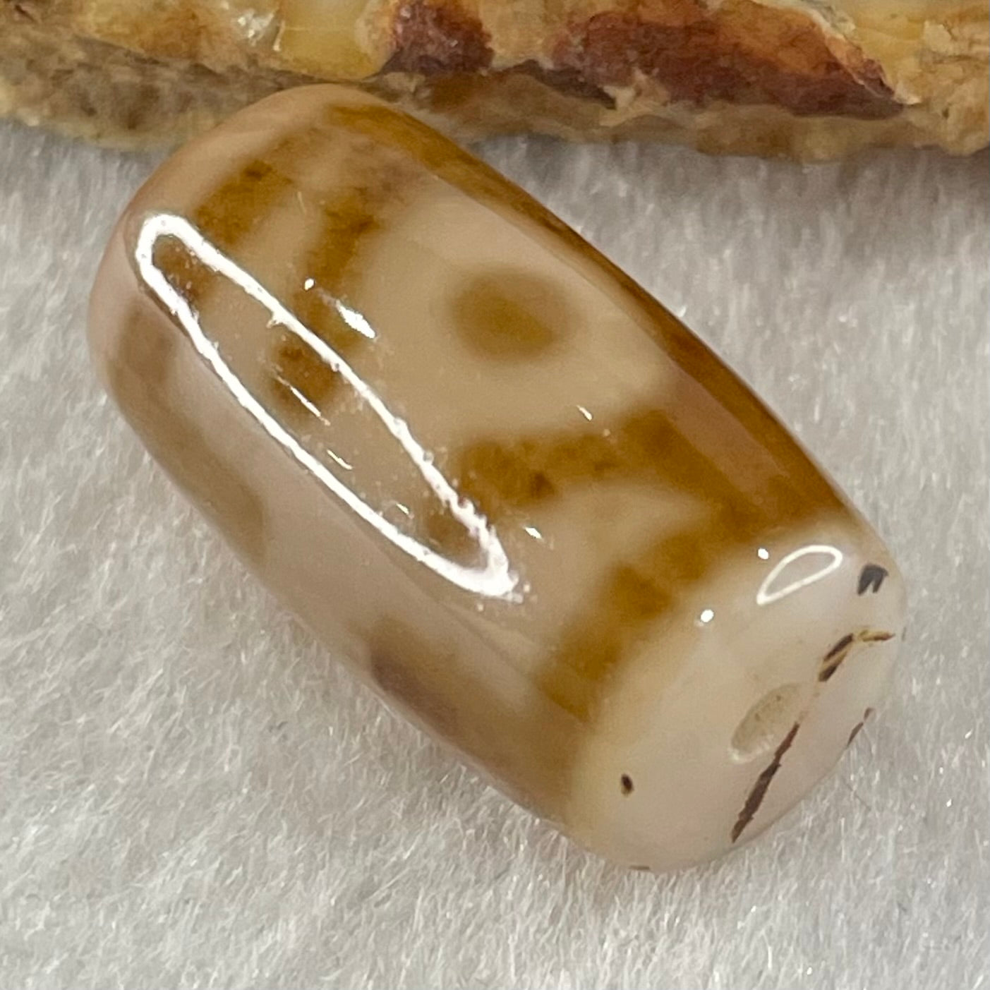 Natural Powerful Tibetan Old Oily Agate Patina Guiren Tairen Human Dzi Bead Totem Amulet Heavenly Master (Tian Zhu) 贵人天诛 4.87g 20.2 by 11.8mm - Huangs Jadeite and Jewelry Pte Ltd