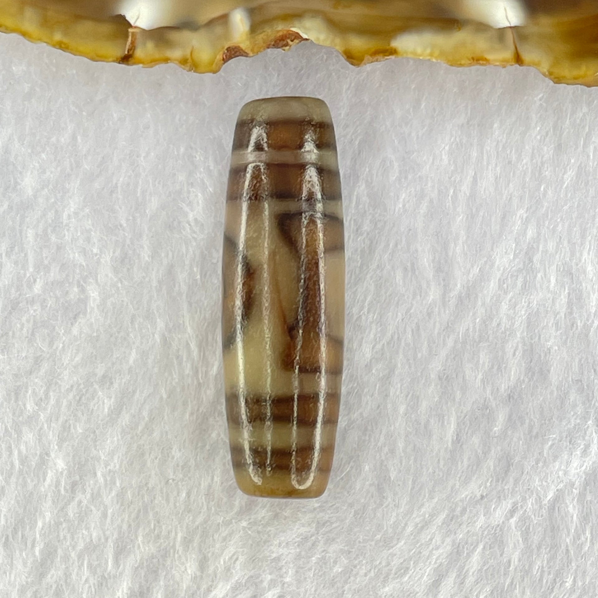 Natural Powerful Tibetan Old Oily Agate Sky Door Serenity 1 Eye Dzi Bead Heavenly Master (Tian Zhu) 一眼天诛 8.05g 37.9 by 11.8mm - Huangs Jadeite and Jewelry Pte Ltd