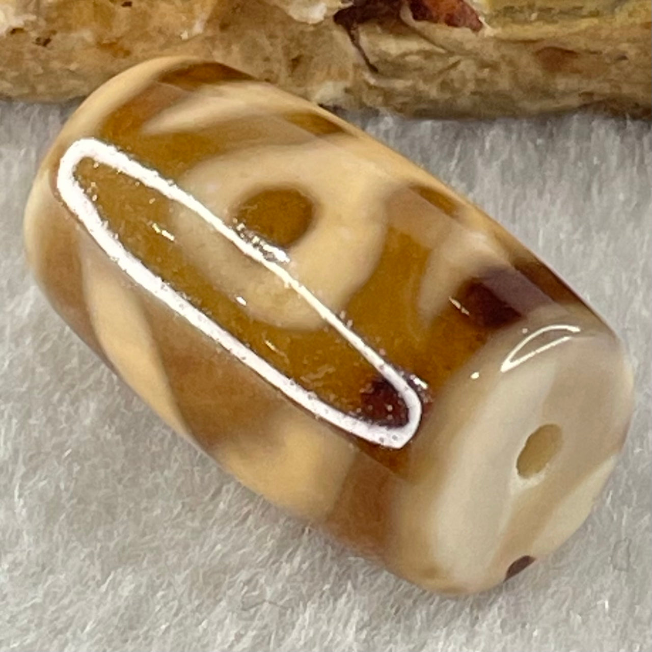 Natural Powerful Tibetan Old Oily Agate Patina Guiren Tairen Human Dzi Bead Totem Amulet Heavenly Master (Tian Zhu) 贵人天诛 4.77g 19.6 by 11.8mm - Huangs Jadeite and Jewelry Pte Ltd