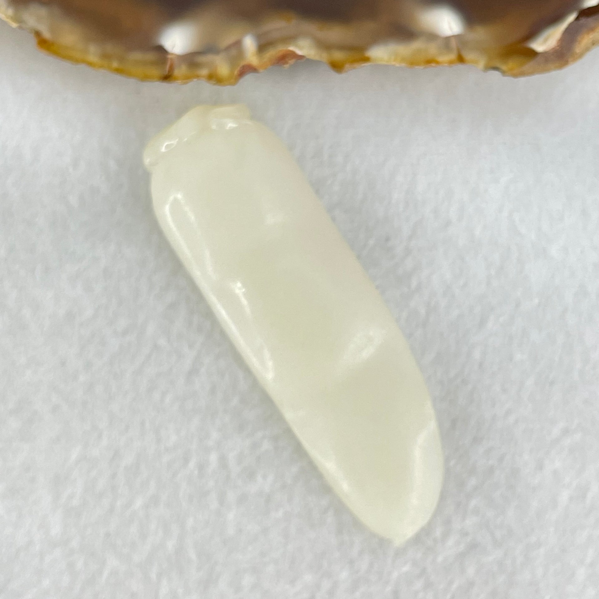Natural White Nephrite Peapod Pendant 18.22g 60.8 by 19.1 by 11.9mm - Huangs Jadeite and Jewelry Pte Ltd